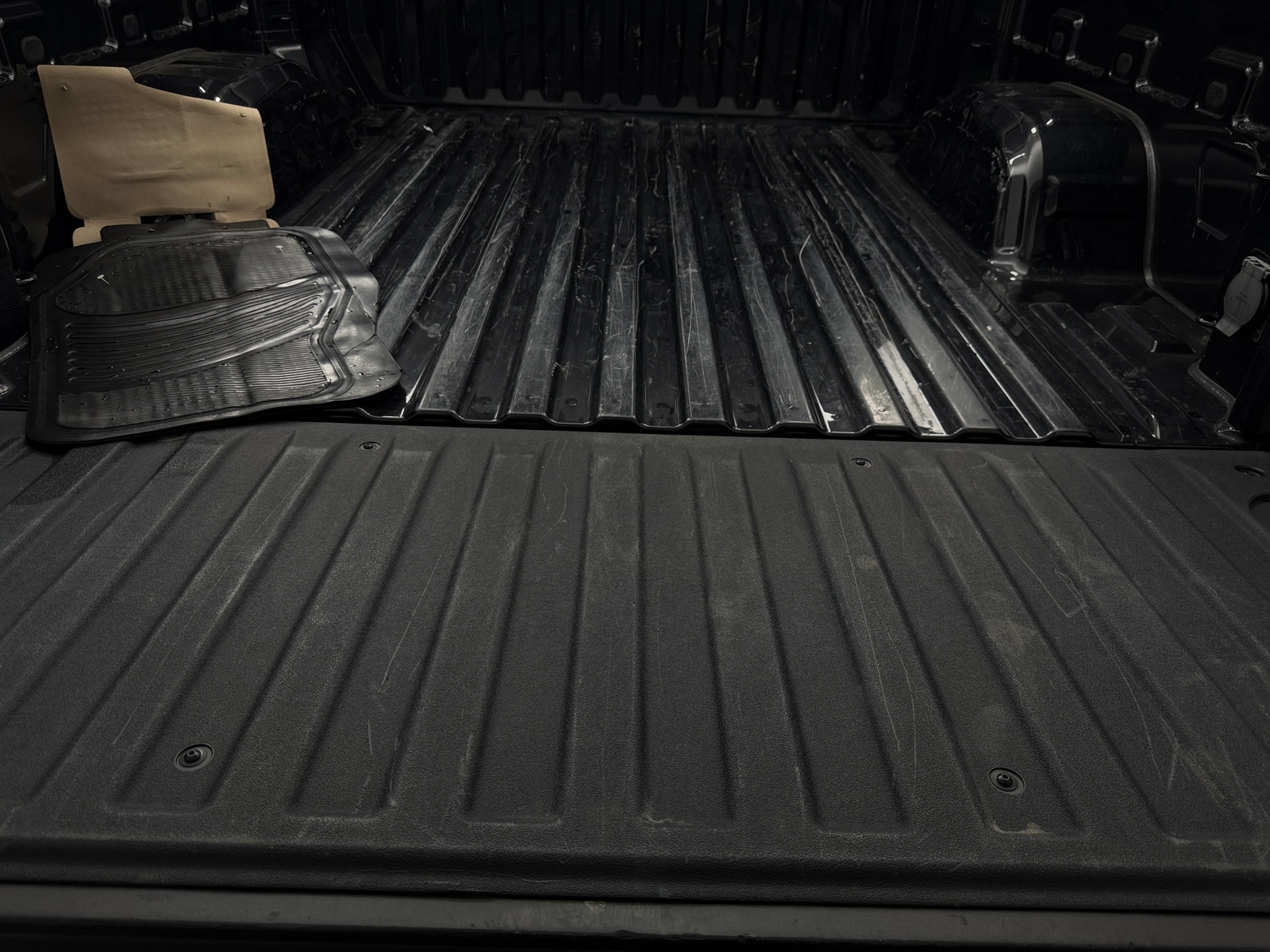 Thumbnail: 2024 Chevrolet Silverado 1500 - 7