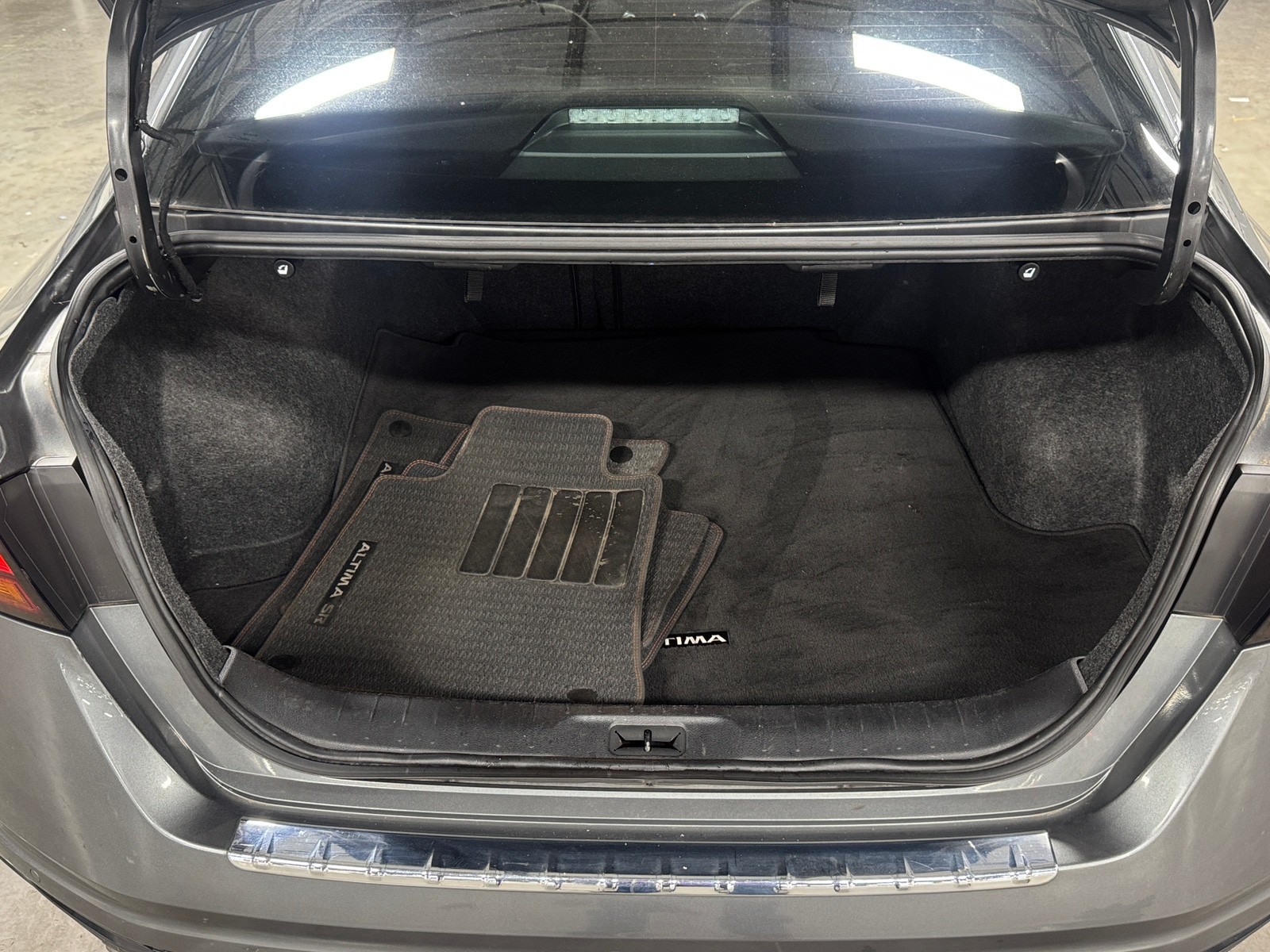 Thumbnail: 2021 Nissan Altima - 7