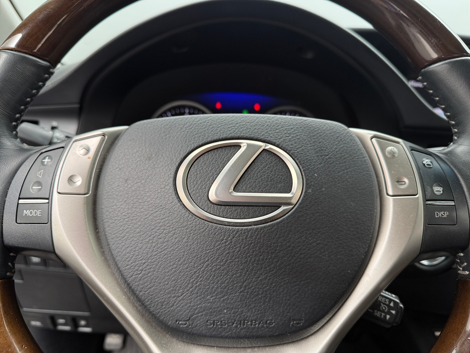 Thumbnail: 2014 Lexus ES - 4