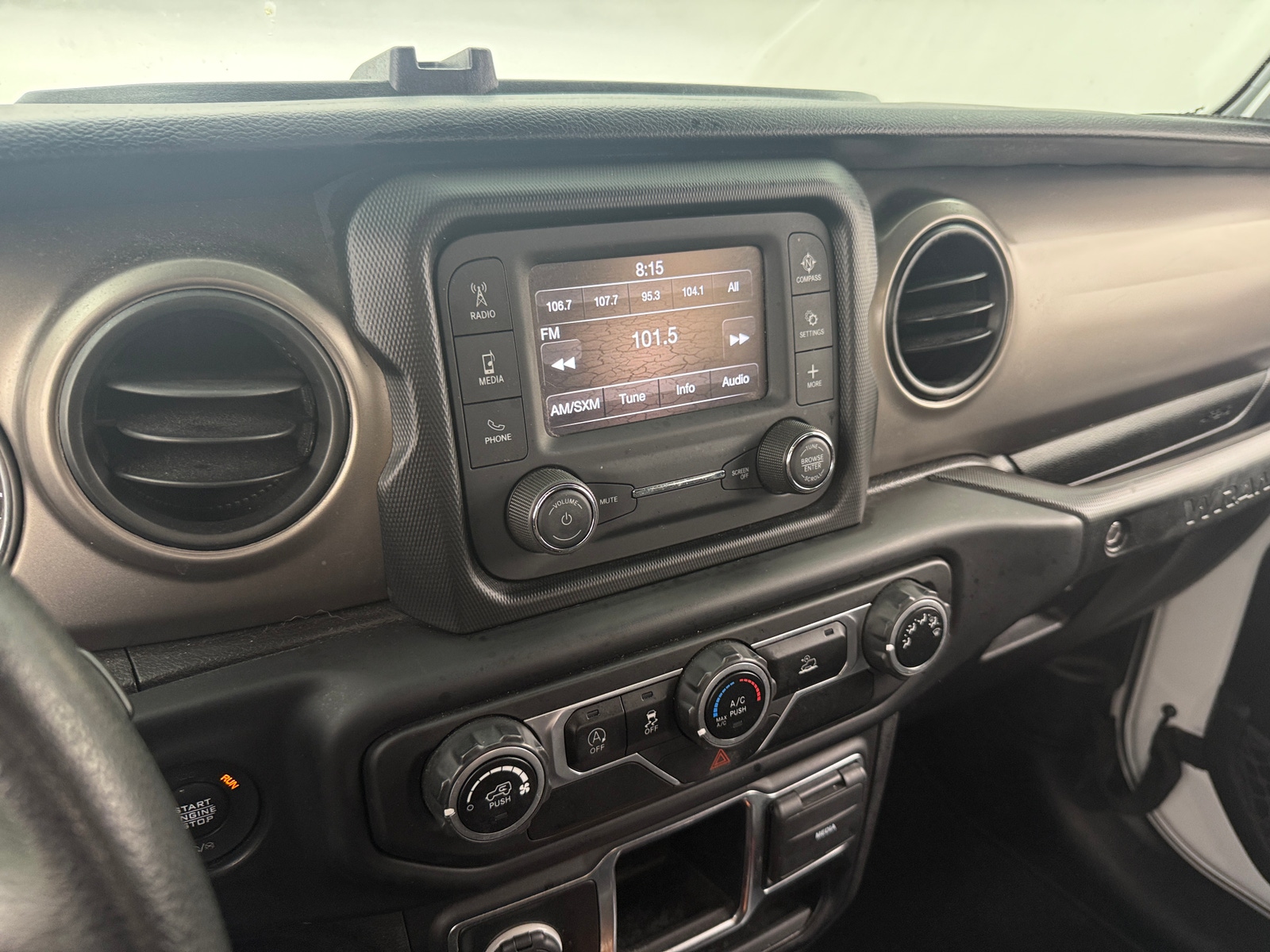 Thumbnail: 2021 Jeep Wrangler - 3