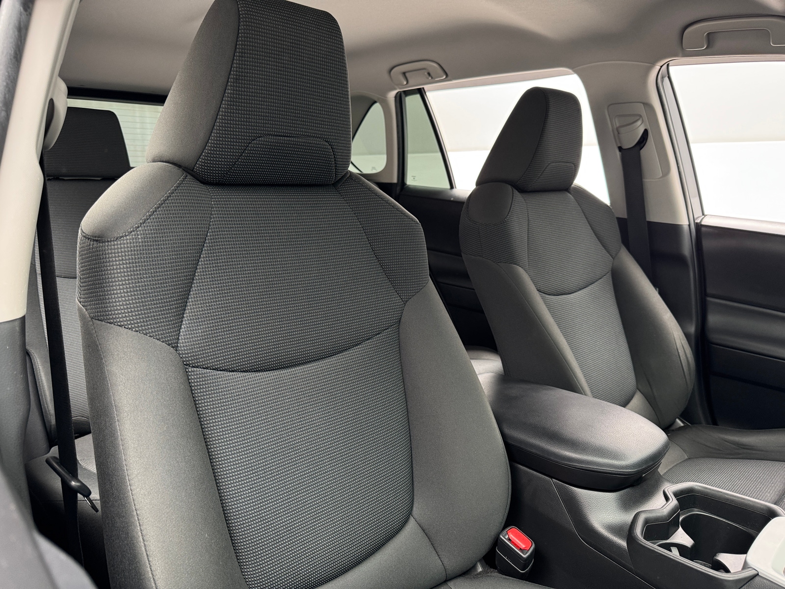 Thumbnail: 2021 Toyota RAV4 - 2