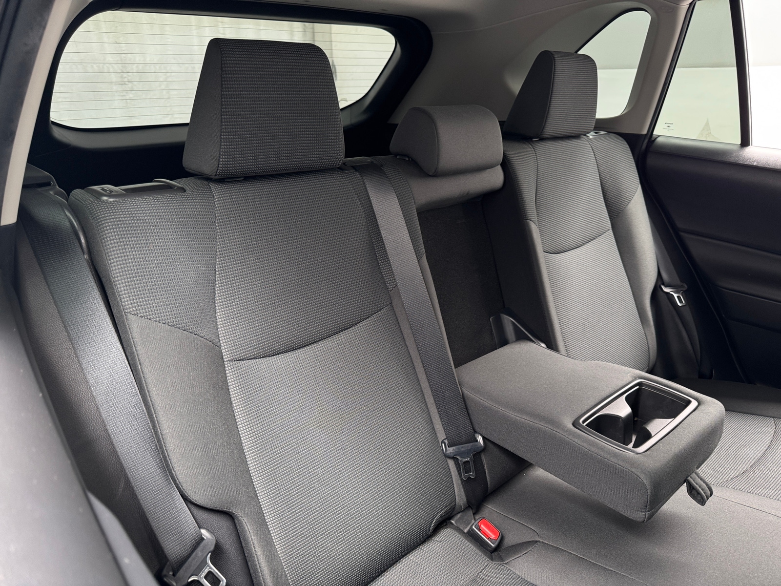 Thumbnail: 2021 Toyota RAV4 - 6