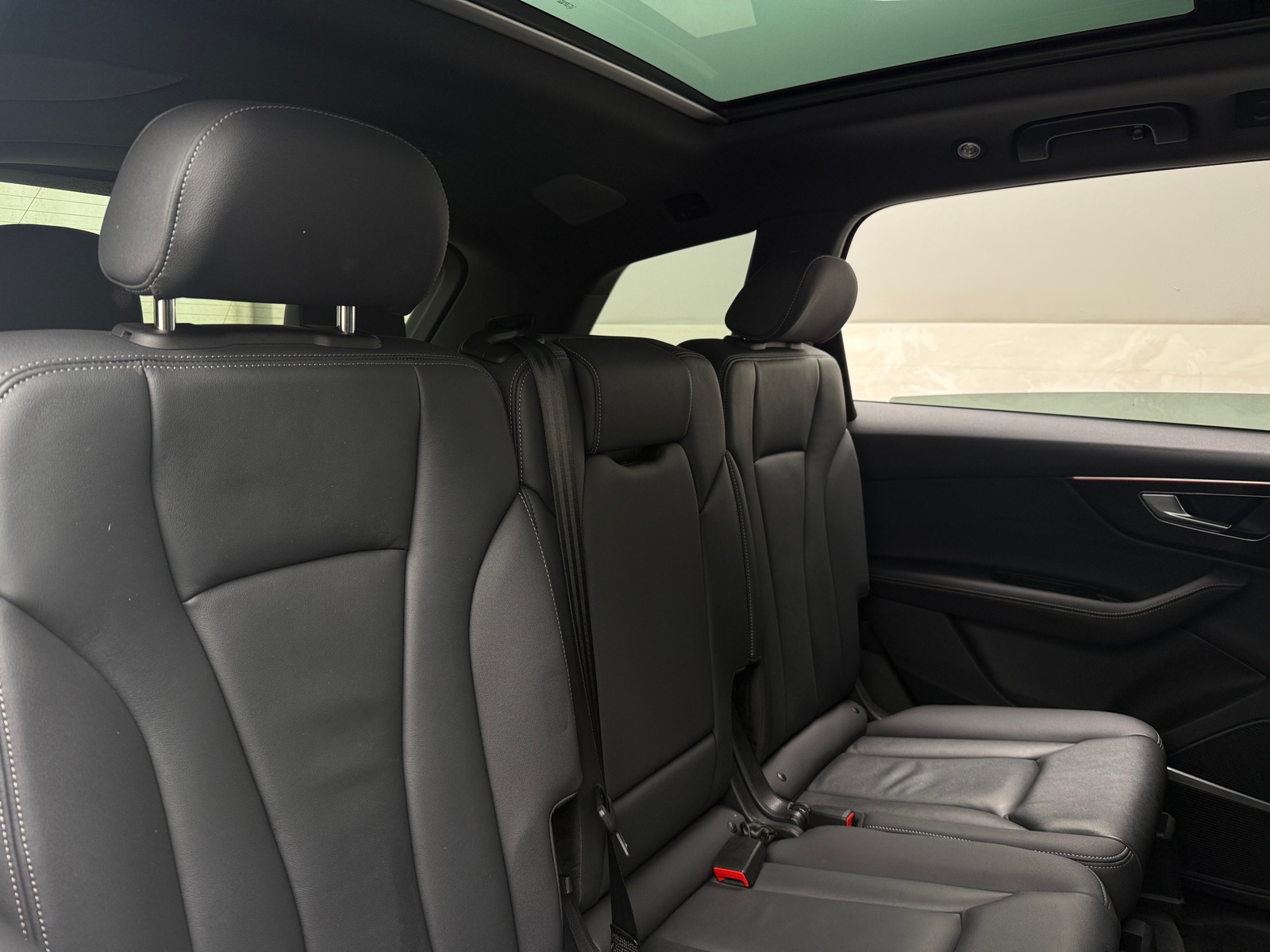 Thumbnail: 2025 Audi Q7 - 5
