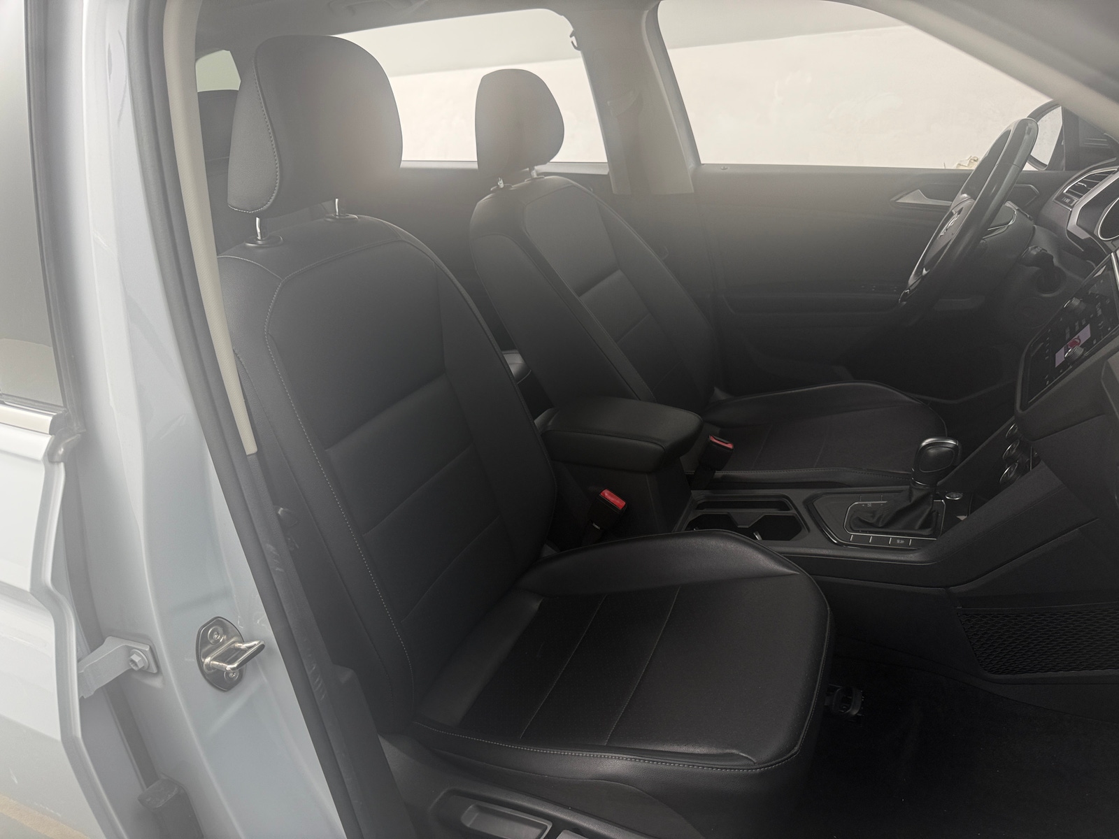 Thumbnail: 2018 Volkswagen Tiguan - 2