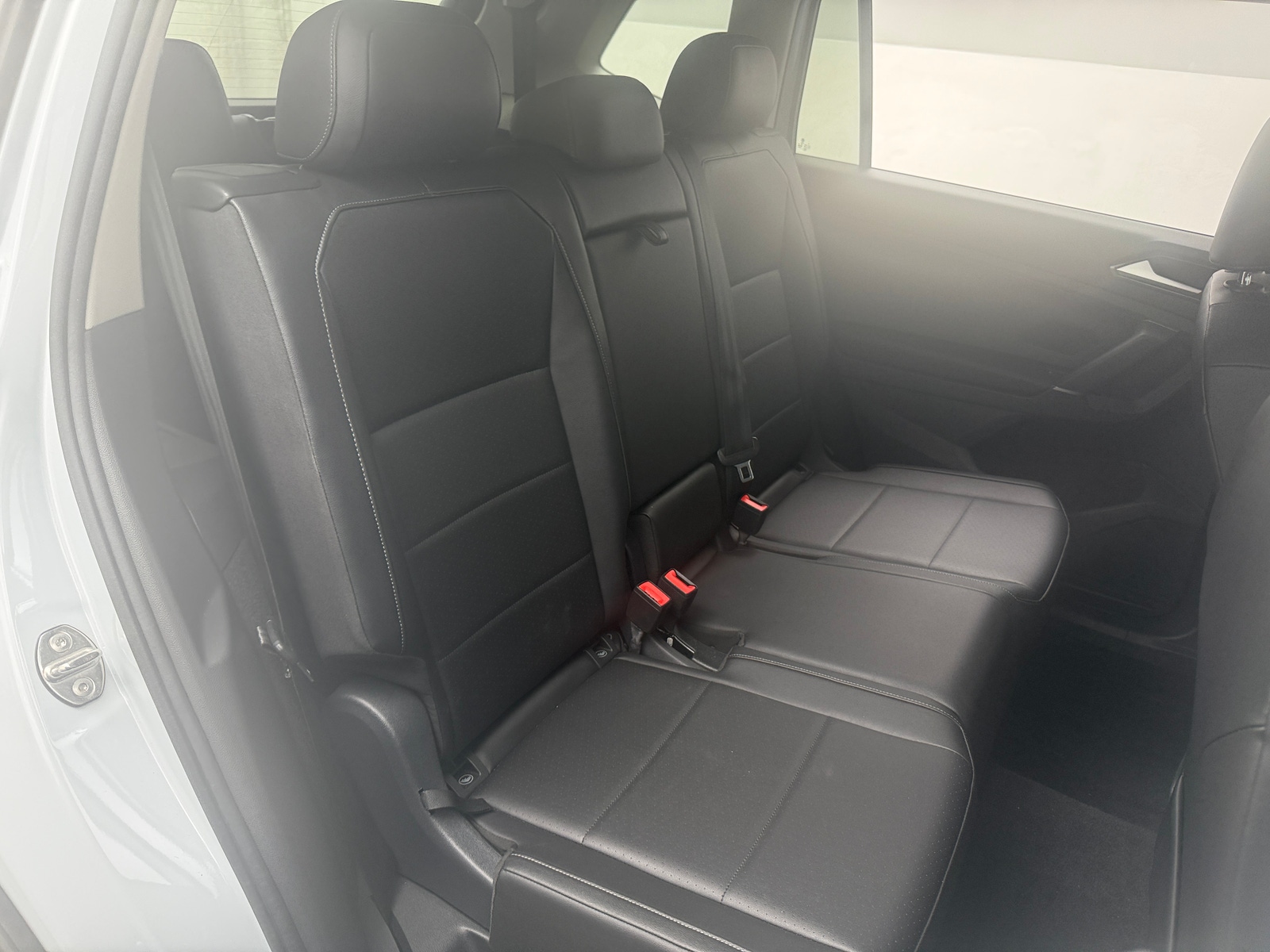 Thumbnail: 2018 Volkswagen Tiguan - 6