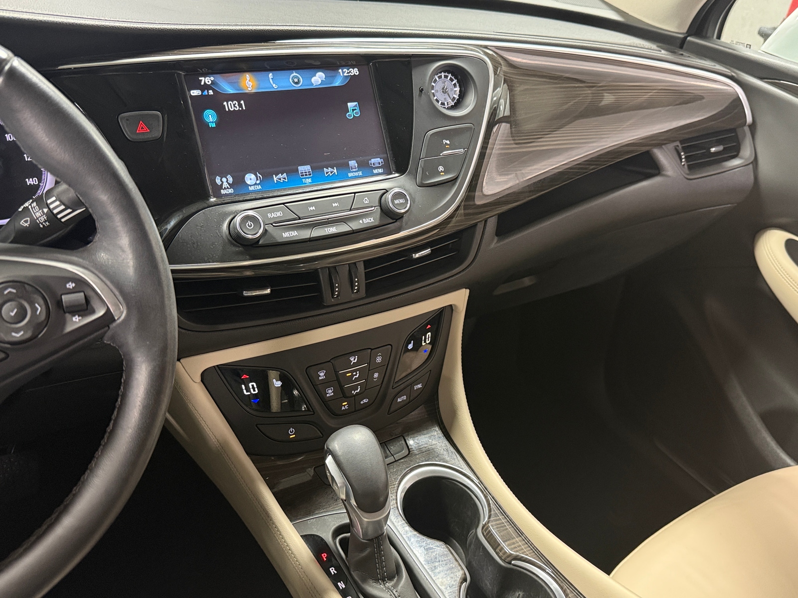 Thumbnail: 2019 Buick Envision - 3