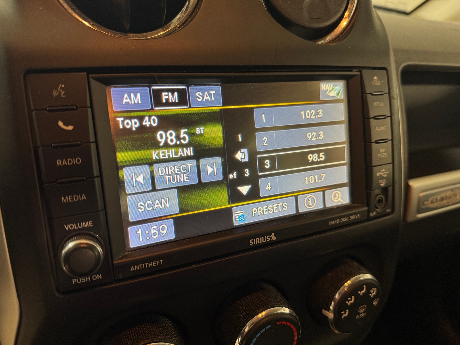 Thumbnail: 2017 Jeep Compass - 3