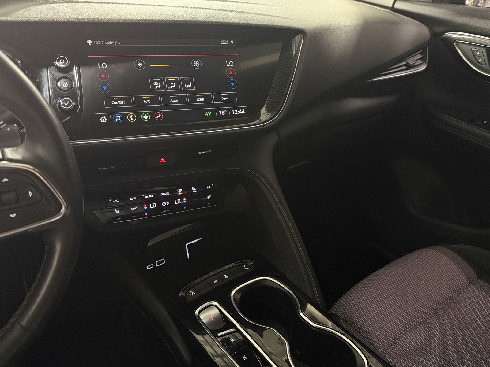 Thumbnail: 2022 Buick Envision - 4