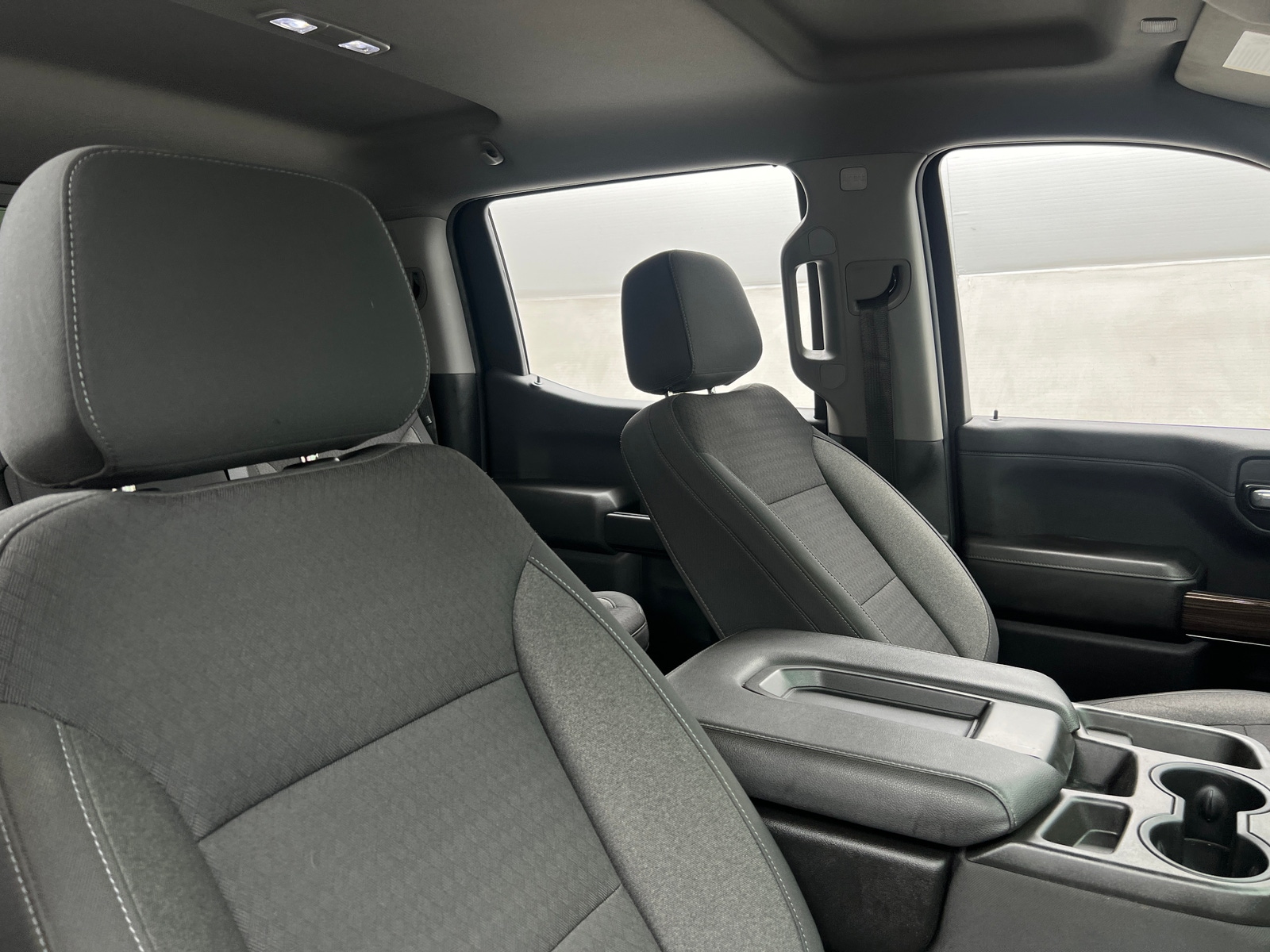 Thumbnail: 2021 Chevrolet Silverado 1500 - 2