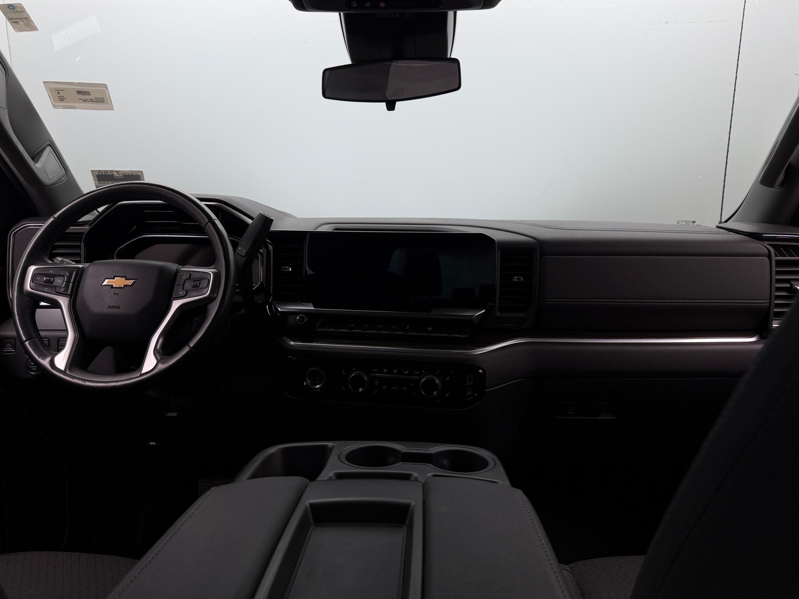 Thumbnail: 2022 Chevrolet Silverado 1500 - 3