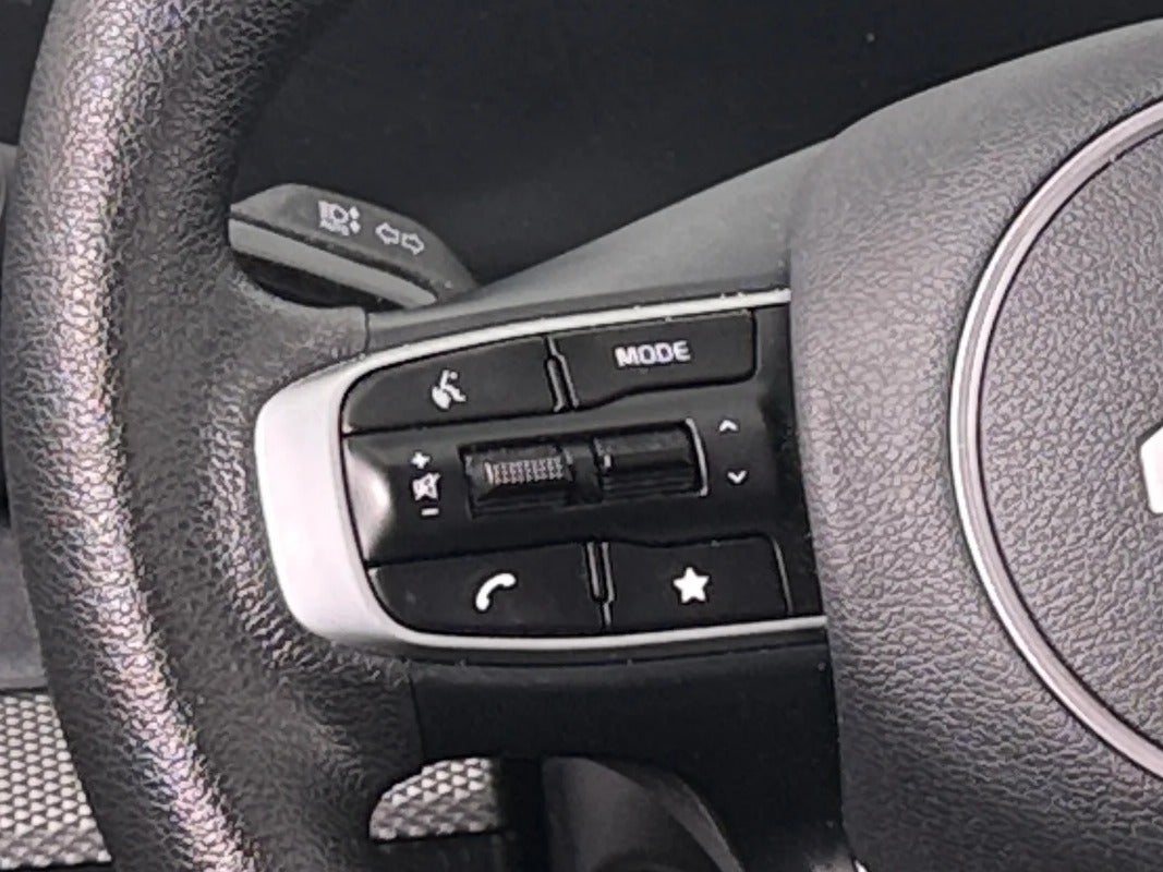 2025 Kia Sportage LX - Photo 16