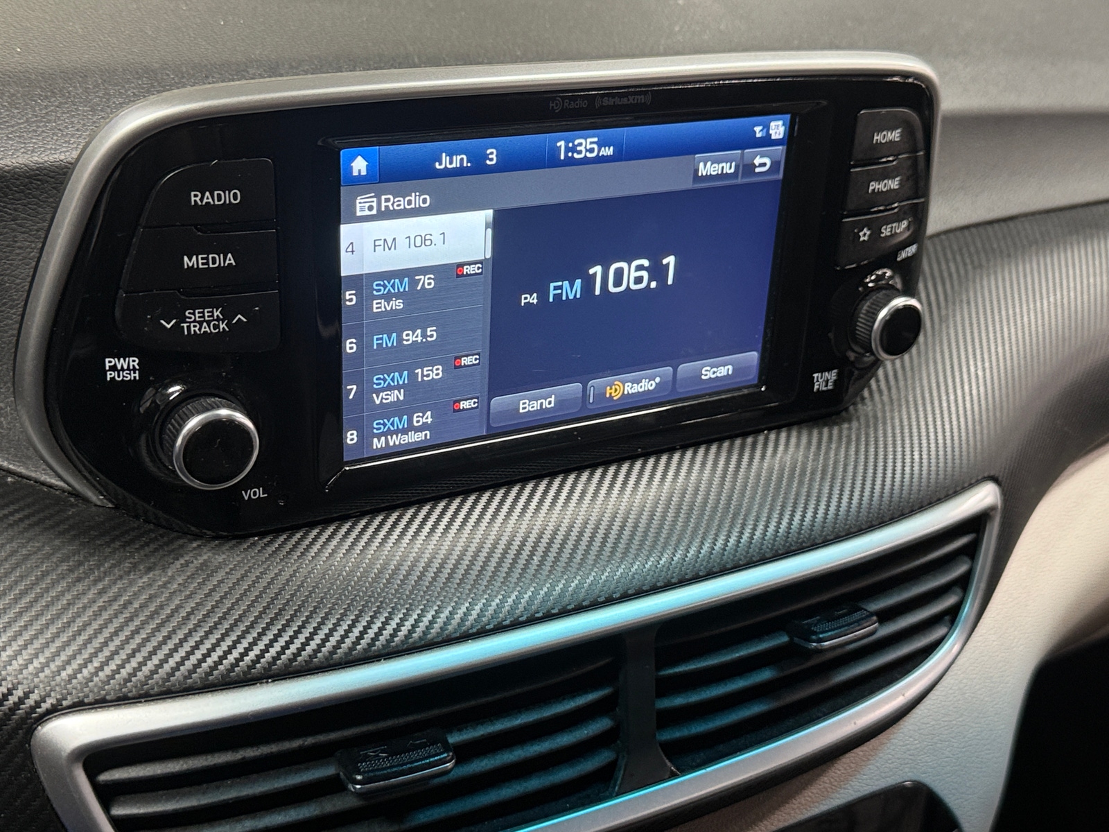 Thumbnail: 2019 Hyundai Tucson - 4