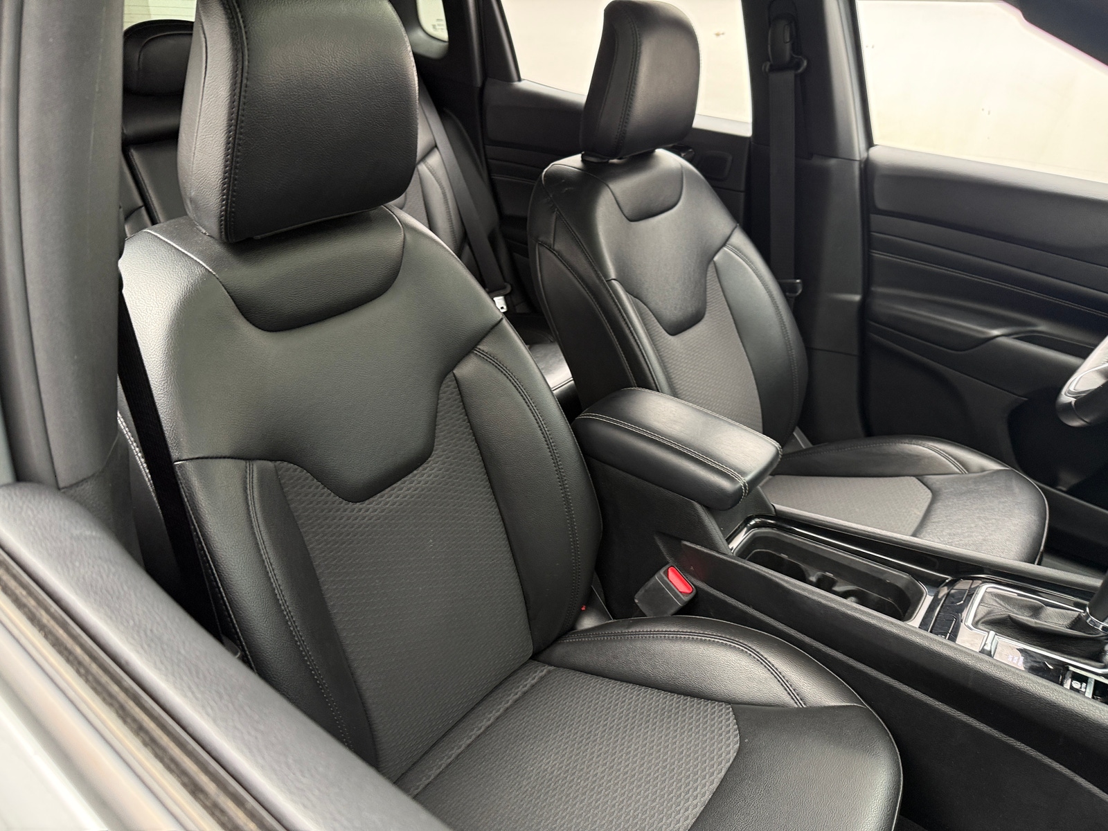 Thumbnail: 2022 Jeep Compass - 2