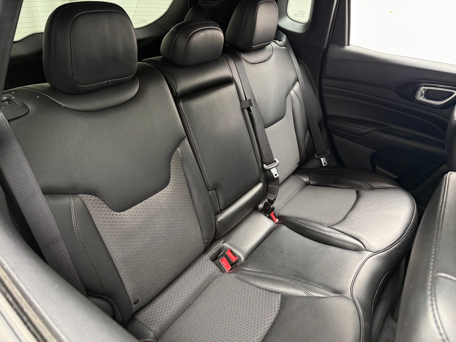 Thumbnail: 2022 Jeep Compass - 6