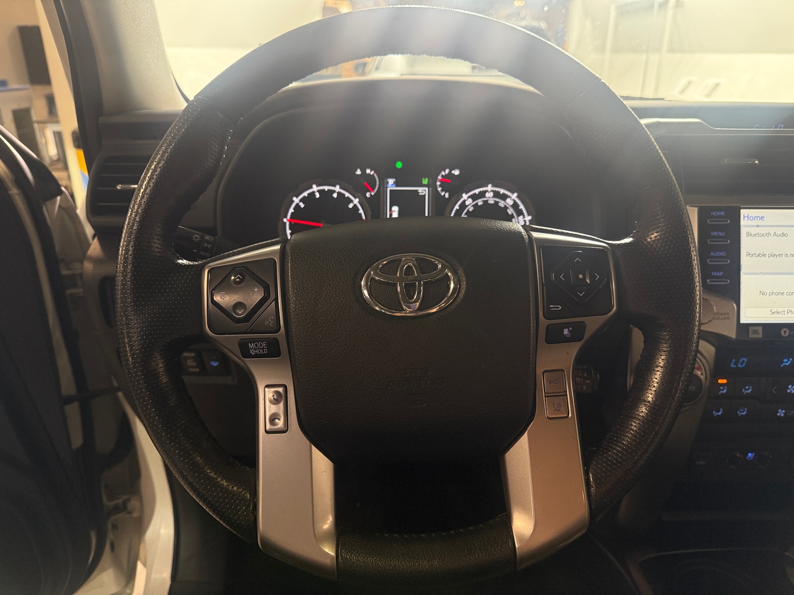 Thumbnail: 2023 Toyota 4Runner - 4