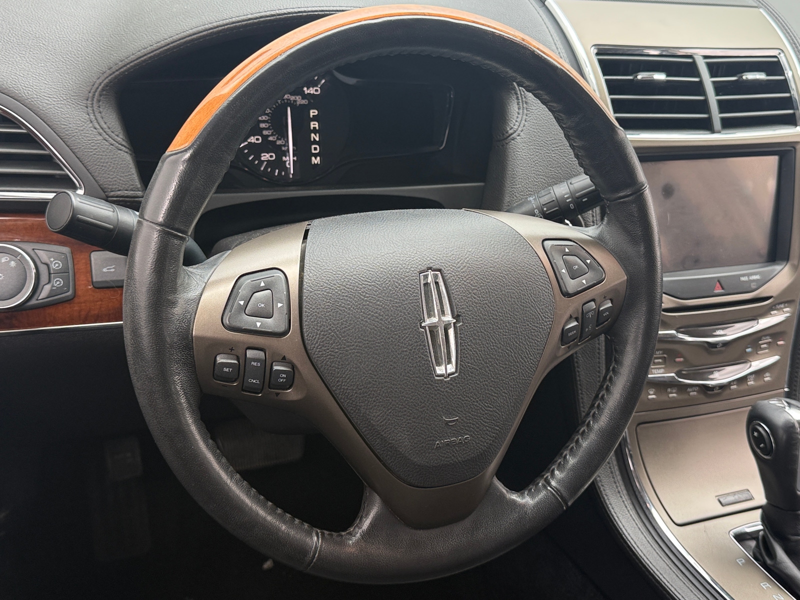 Thumbnail: 2012 Lincoln MKX - 4