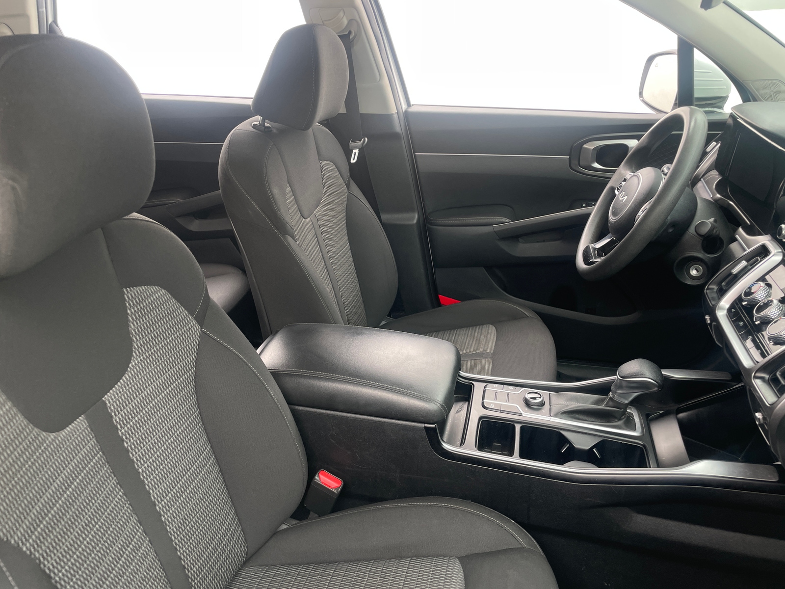 Thumbnail: 2023 Kia Sorento - 2