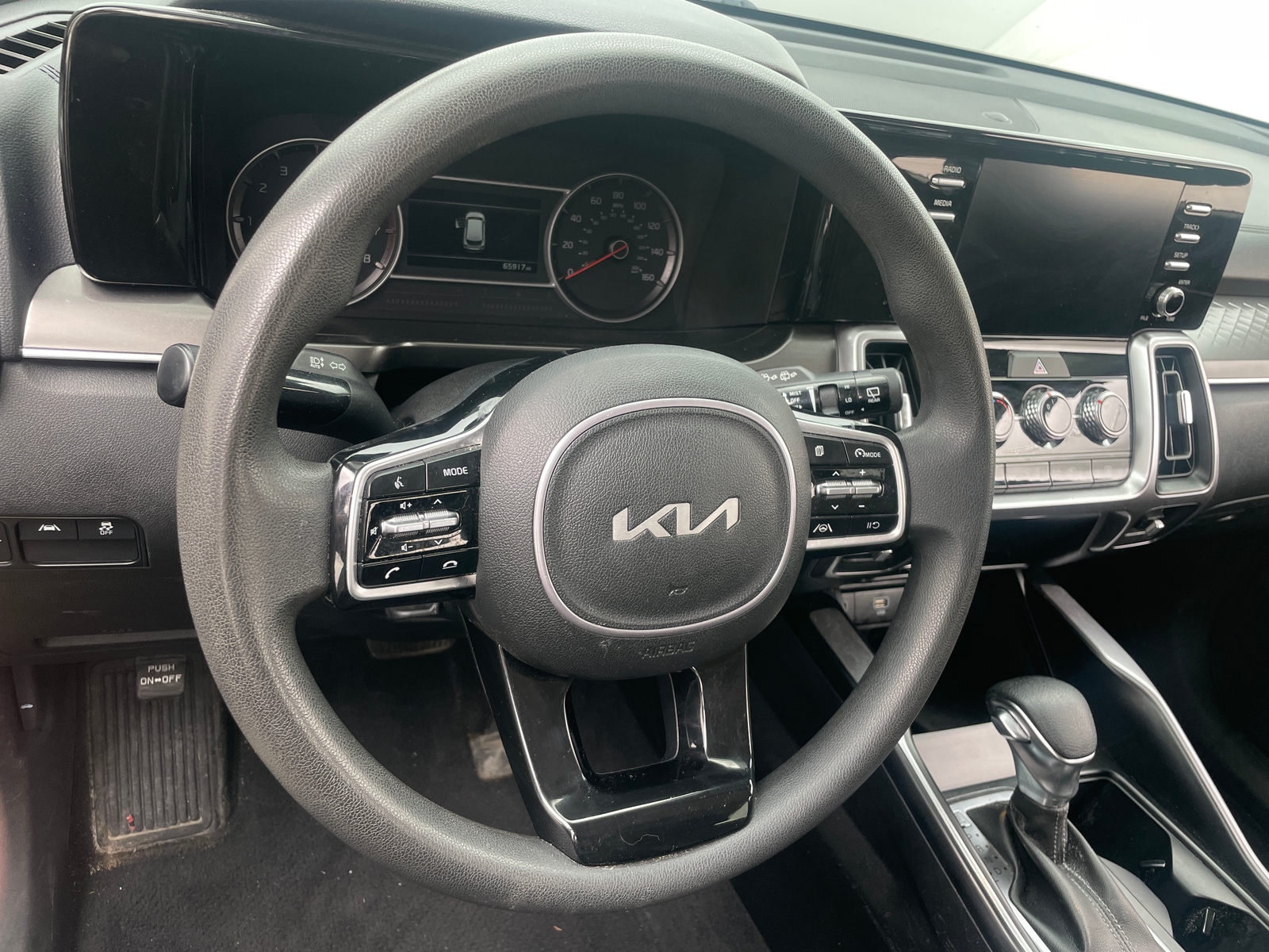 Thumbnail: 2023 Kia Sorento - 5