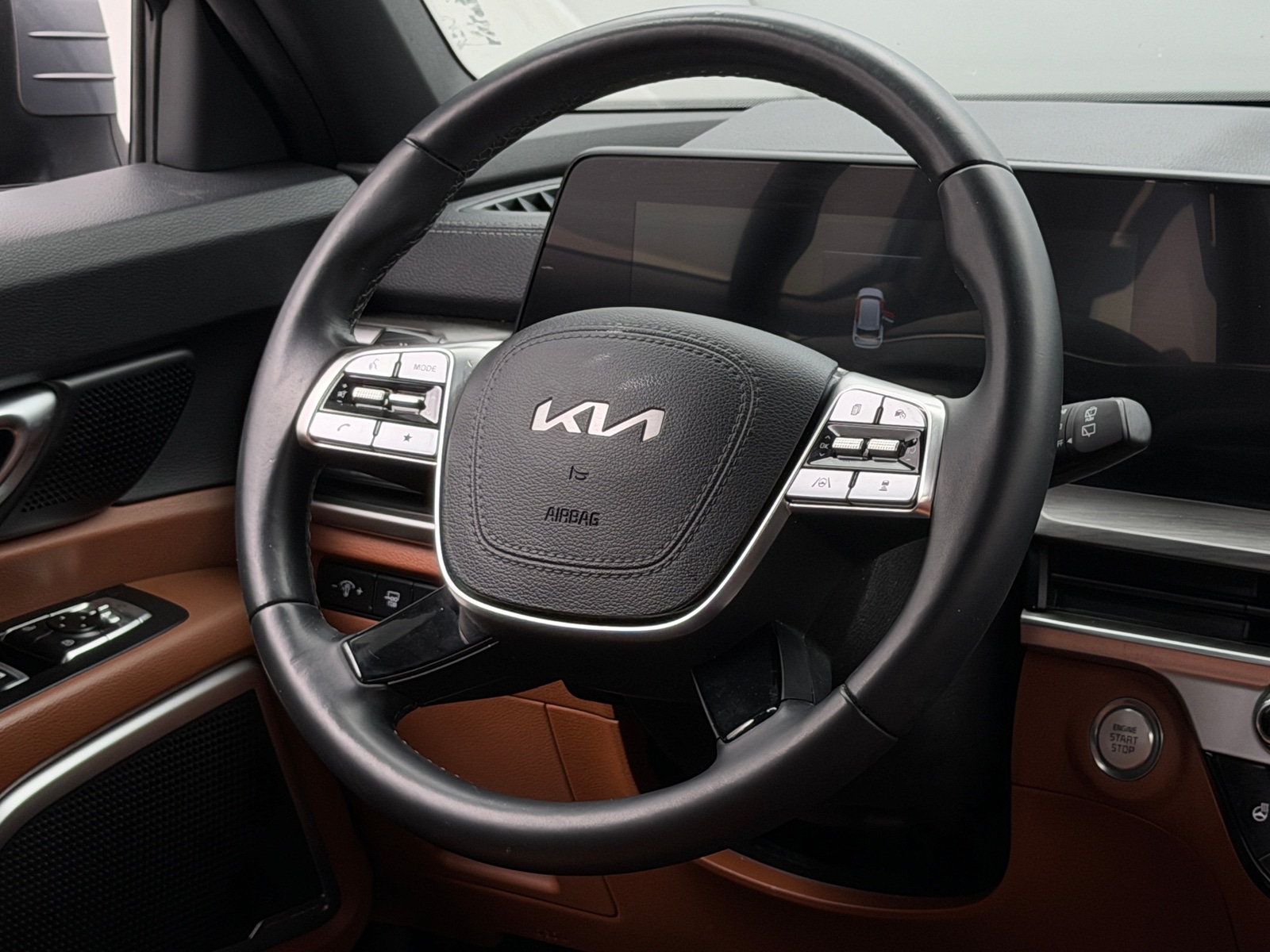 Thumbnail: 2023 Kia Telluride - 4