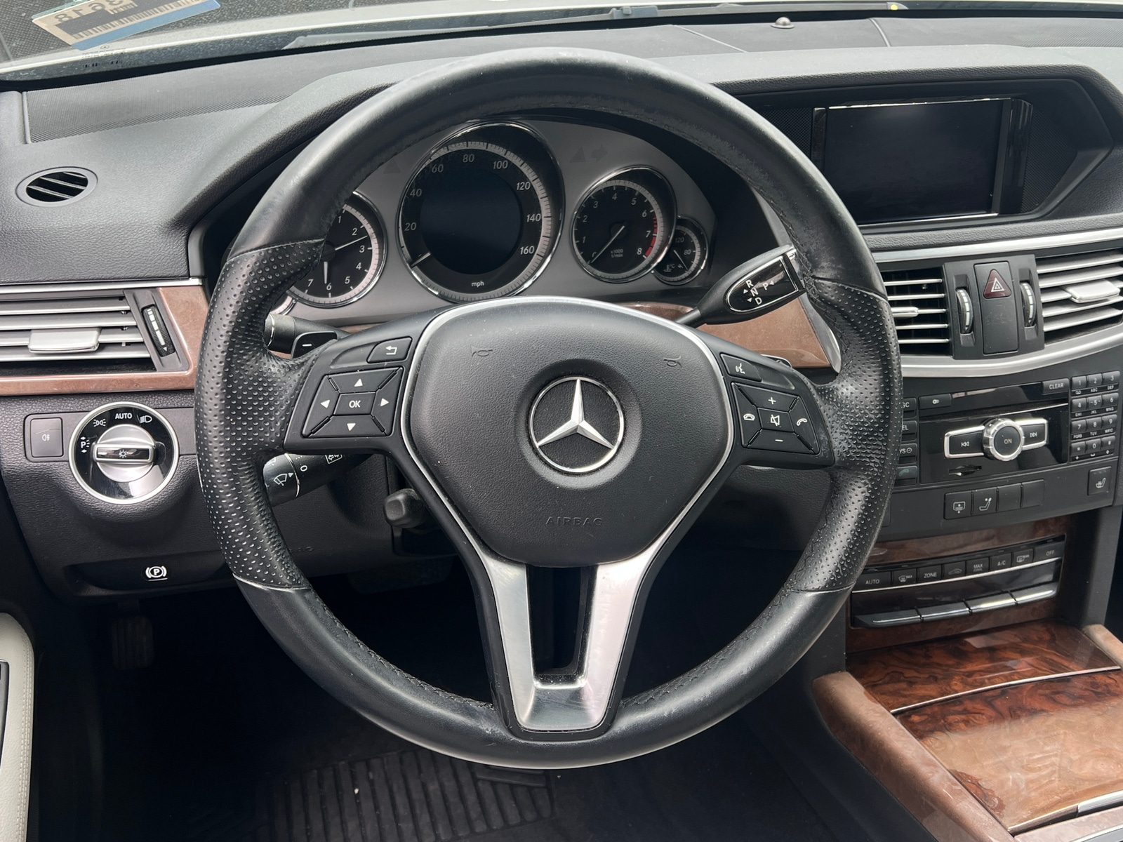 Thumbnail: 2013 Mercedes-Benz E-Class - 4