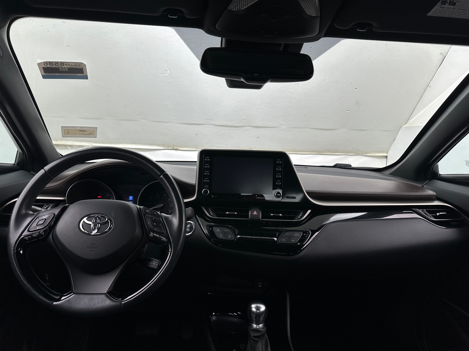 Thumbnail: 2019 Toyota C-HR - 2