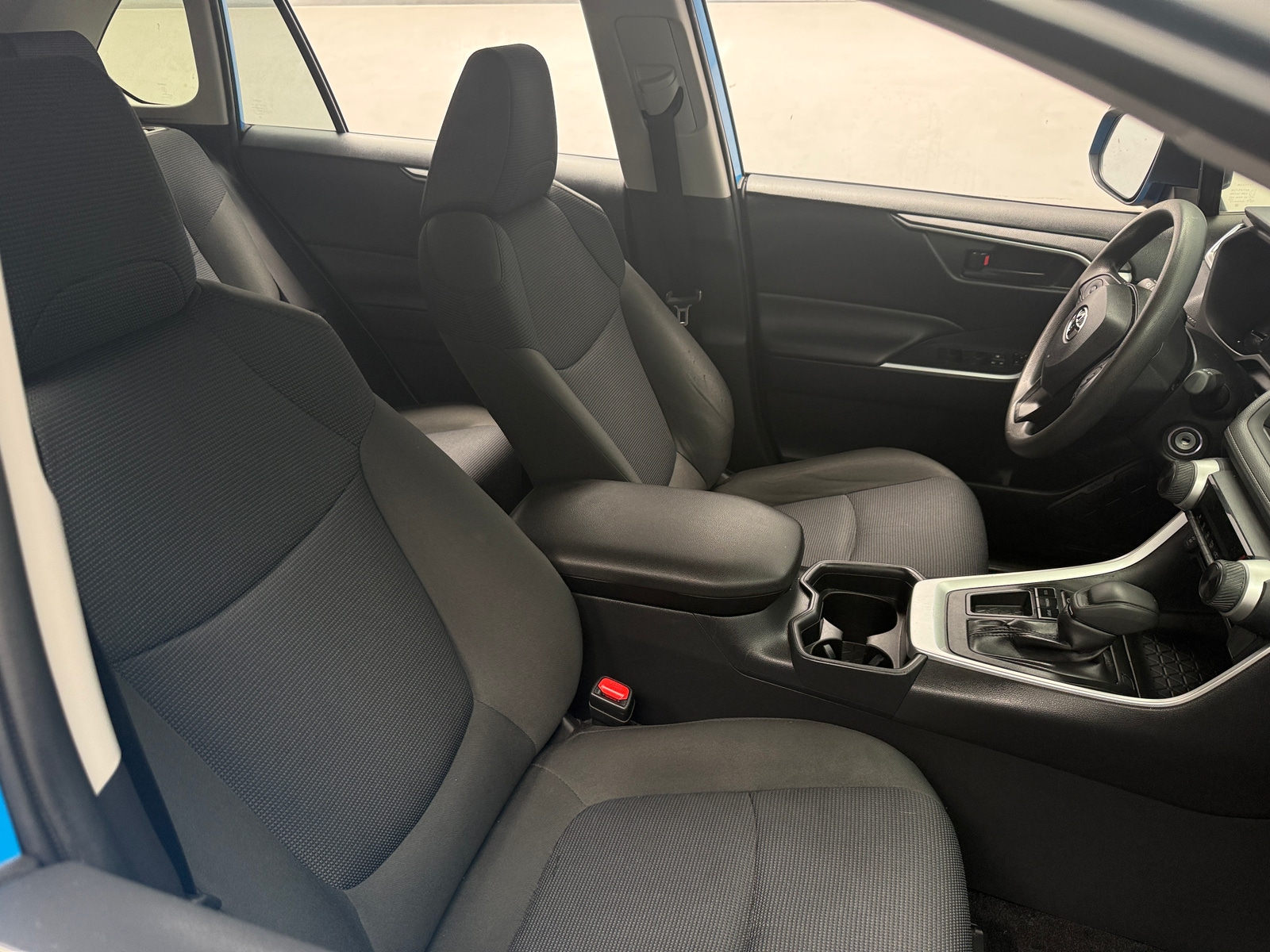 Thumbnail: 2020 Toyota RAV4 - 2