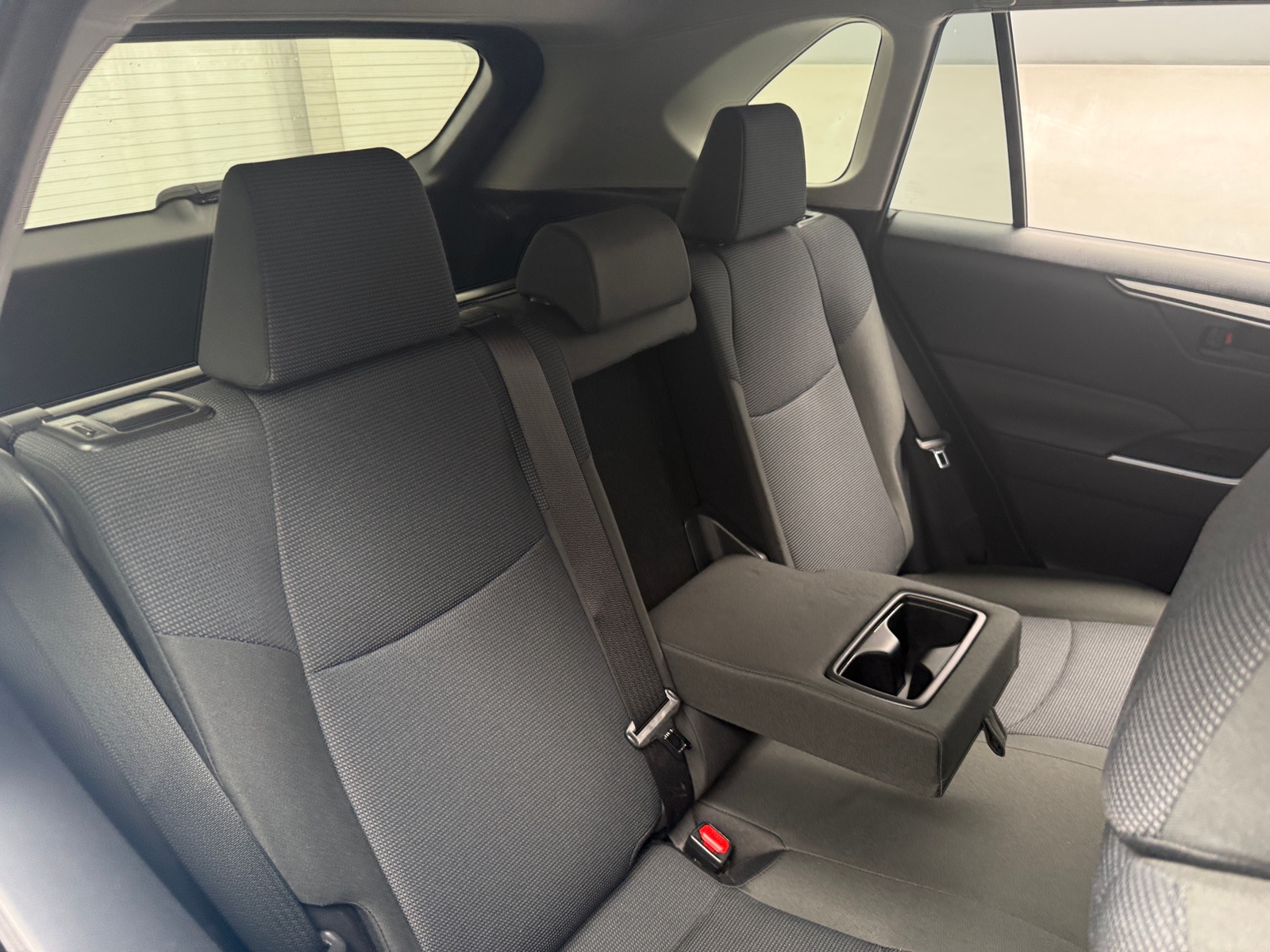 Thumbnail: 2020 Toyota RAV4 - 6
