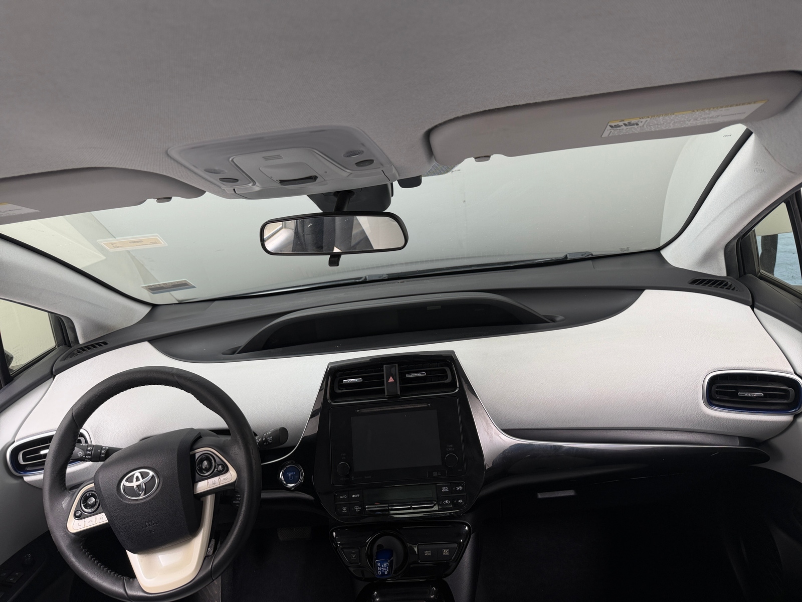 Thumbnail: 2016 Toyota Prius - 3