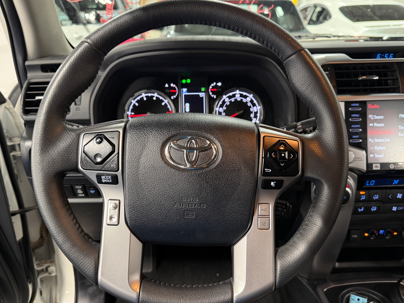Thumbnail: 2022 Toyota 4Runner - 4