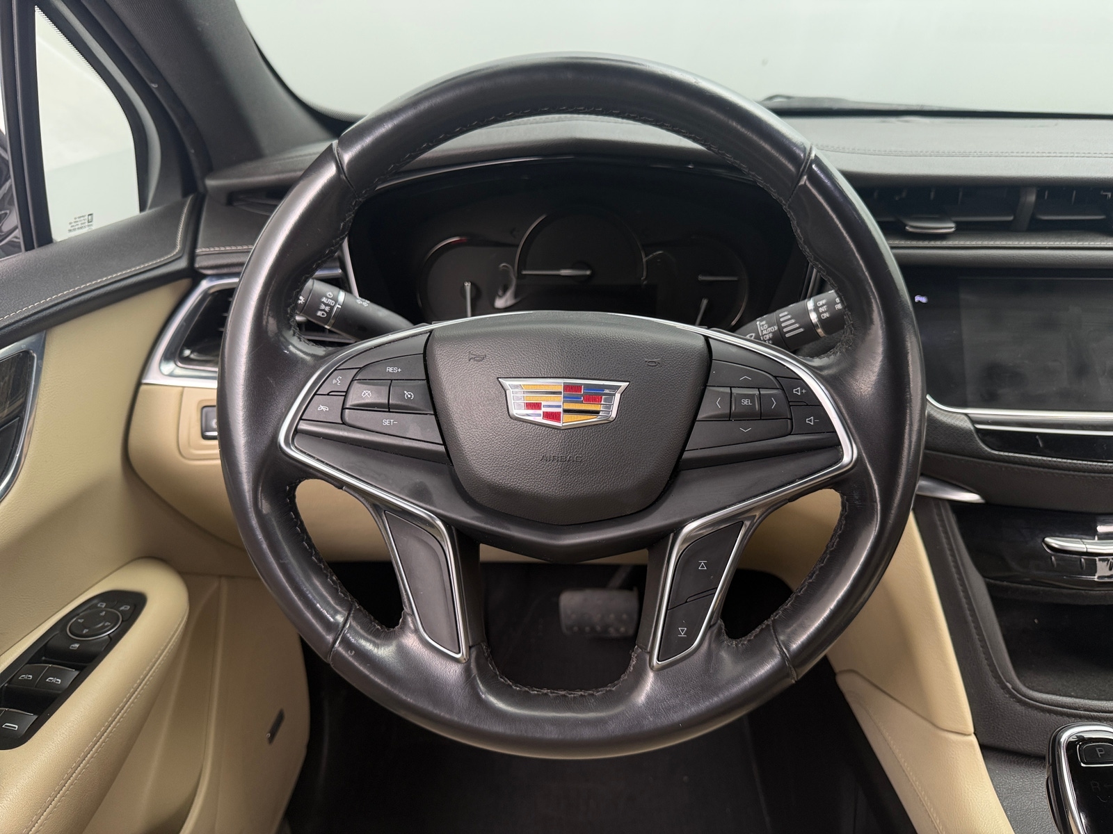 Thumbnail: 2018 Cadillac XT5 - 4