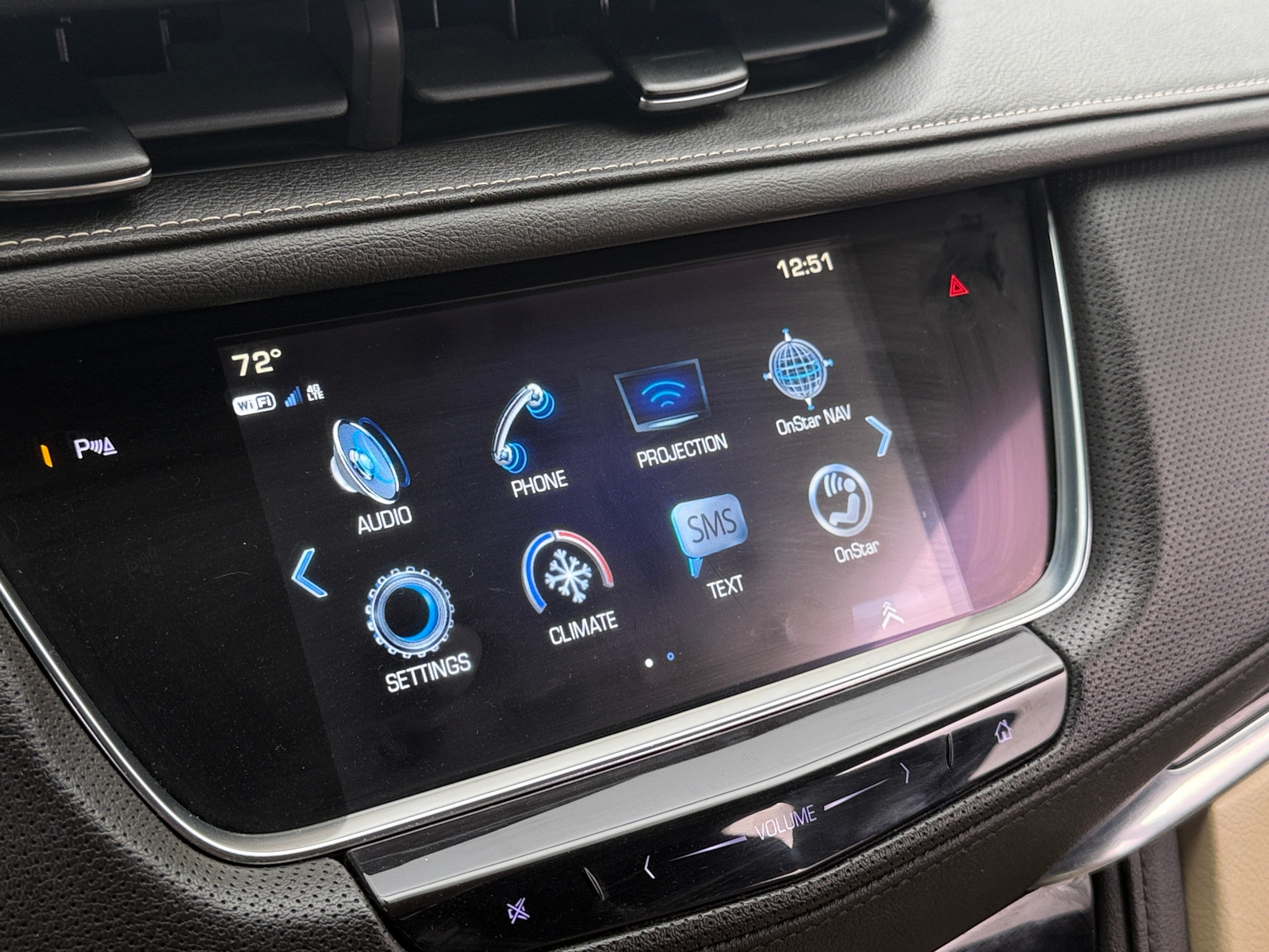 Thumbnail: 2018 Cadillac XT5 - 3