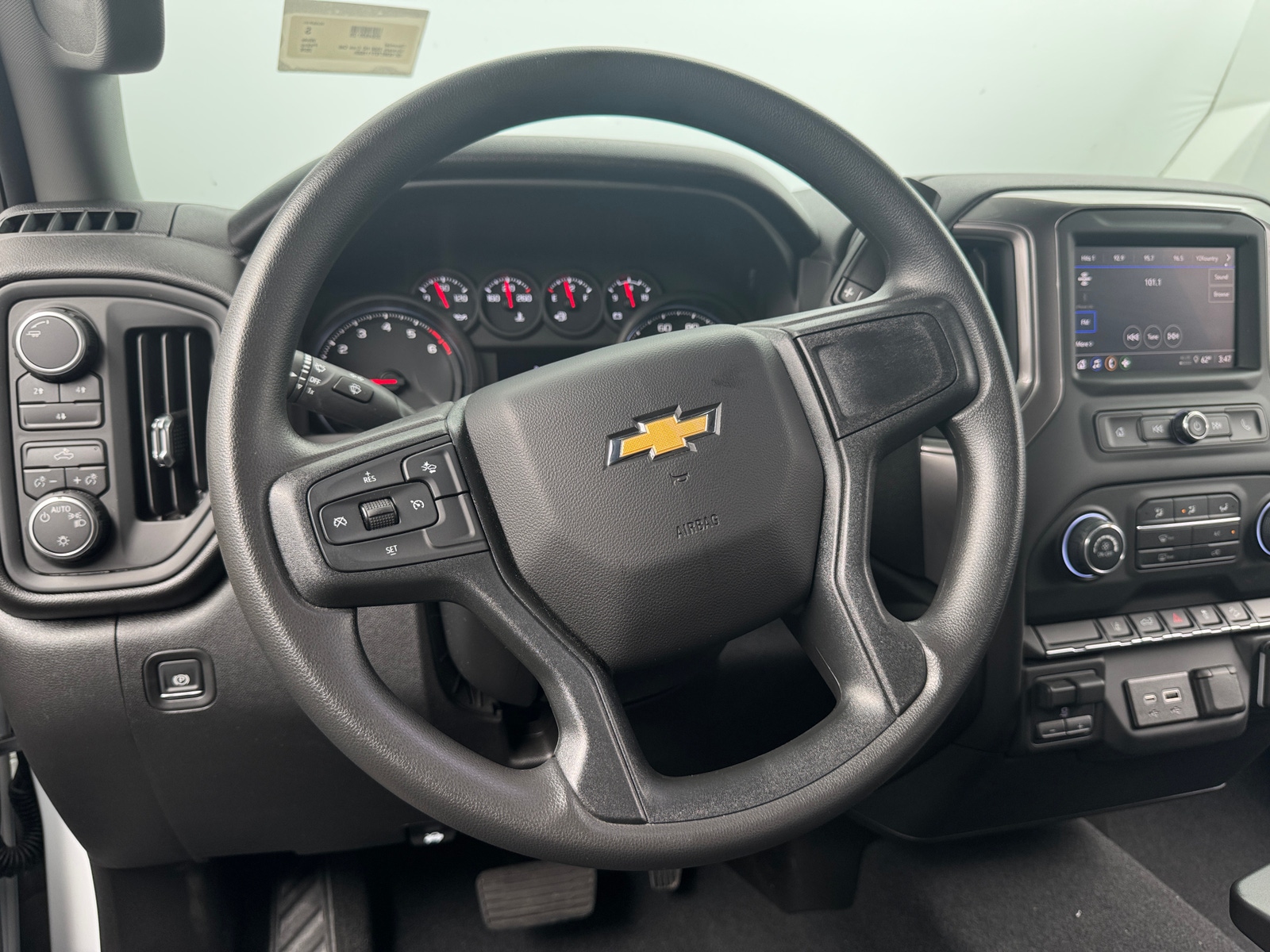Thumbnail: 2026 Chevrolet Silverado 2500 - 5