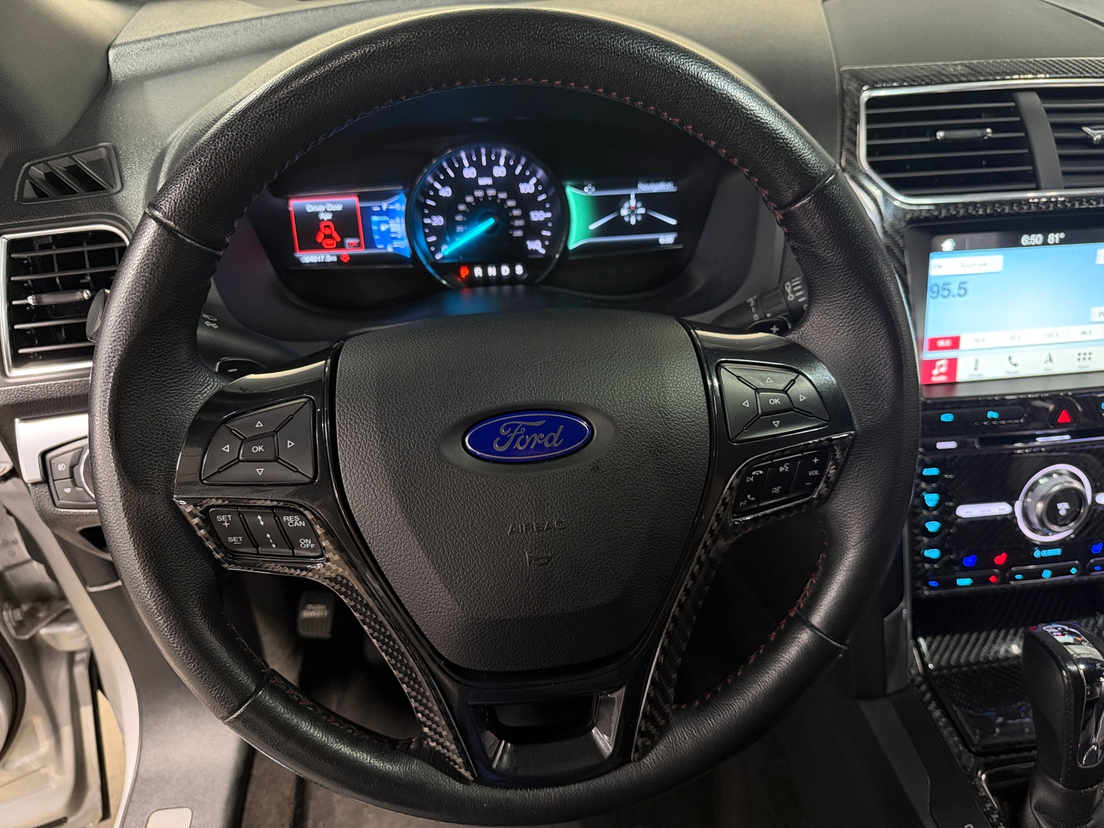 Thumbnail: 2018 Ford Explorer - 4