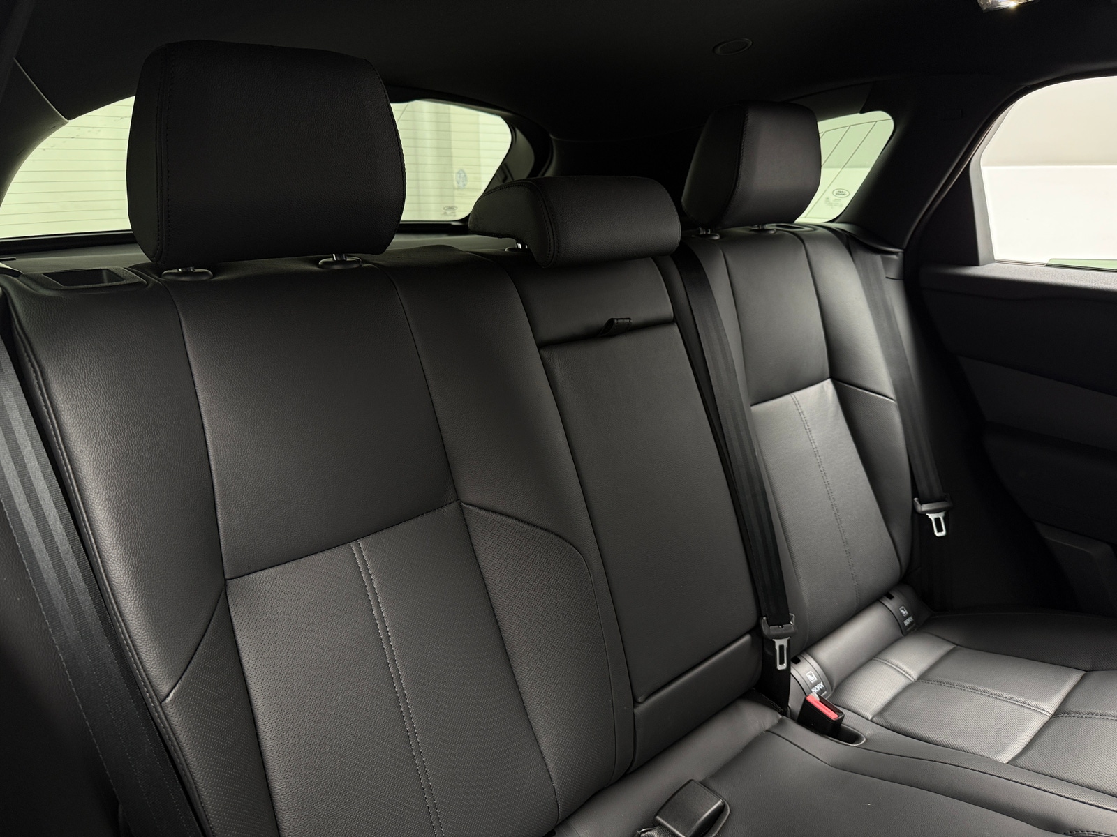 Thumbnail: 2024 Land Rover Range Rover Velar - 5