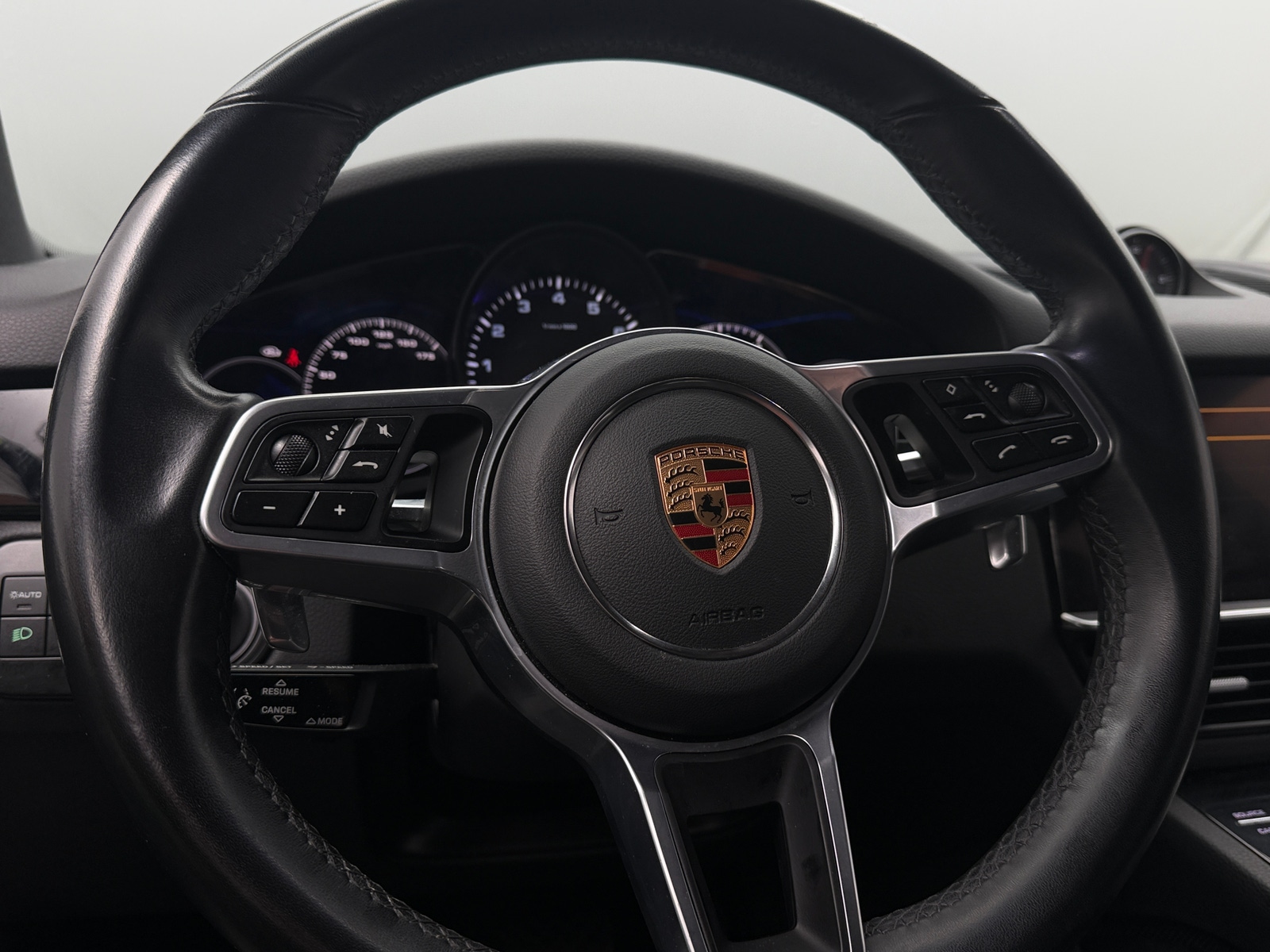 Thumbnail: 2023 Porsche Cayenne - 4