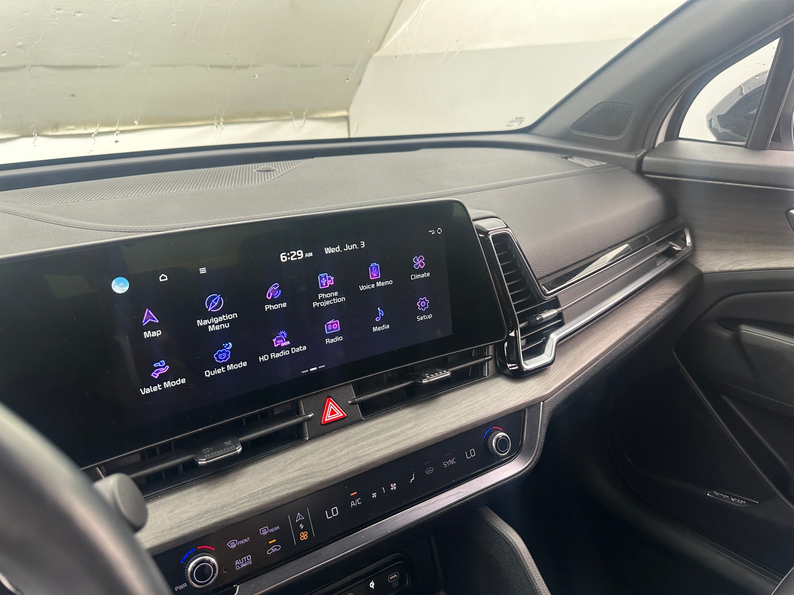Thumbnail: 2023 Kia Sportage - 3