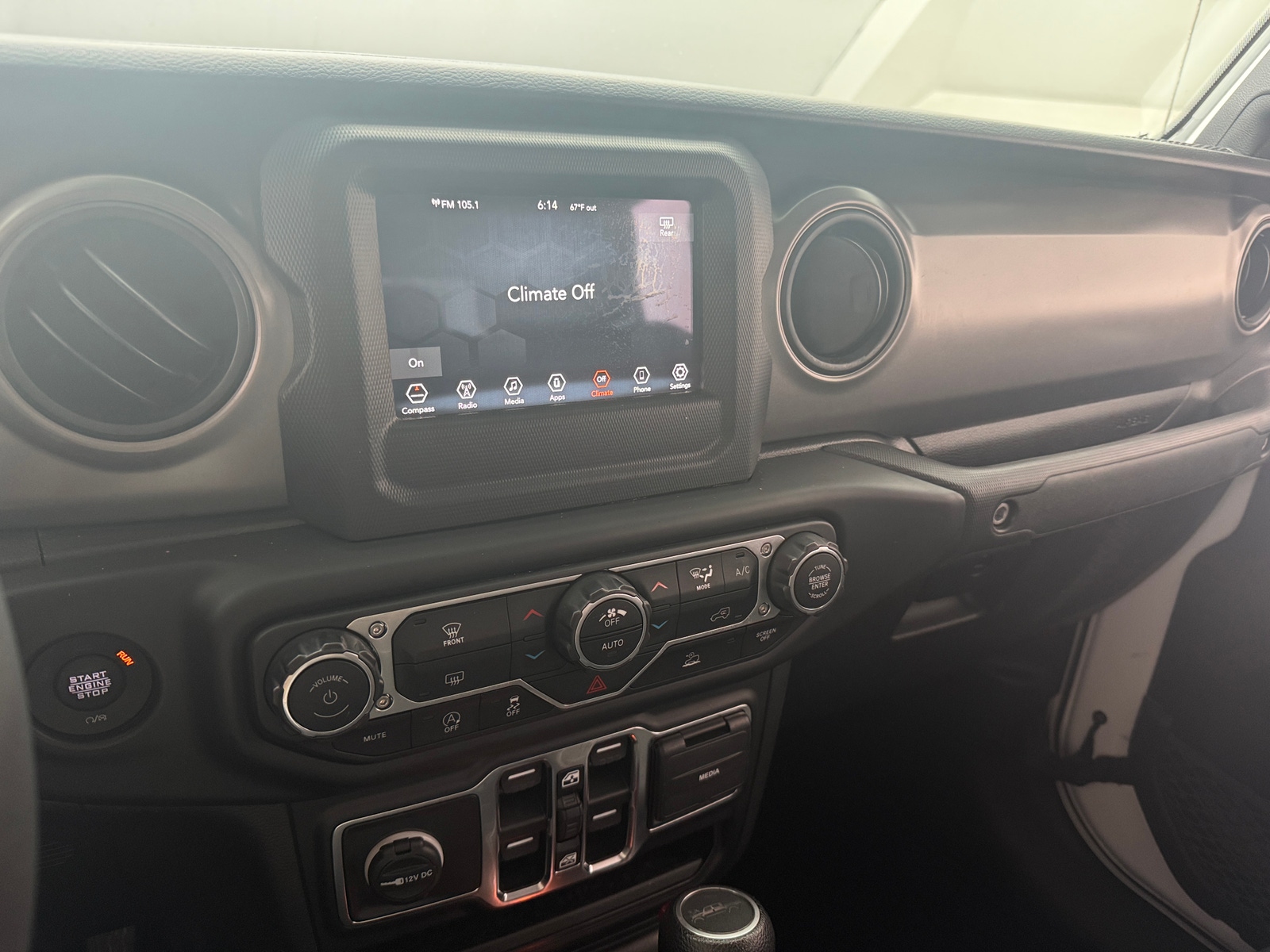 Thumbnail: 2023 Jeep Gladiator - 4
