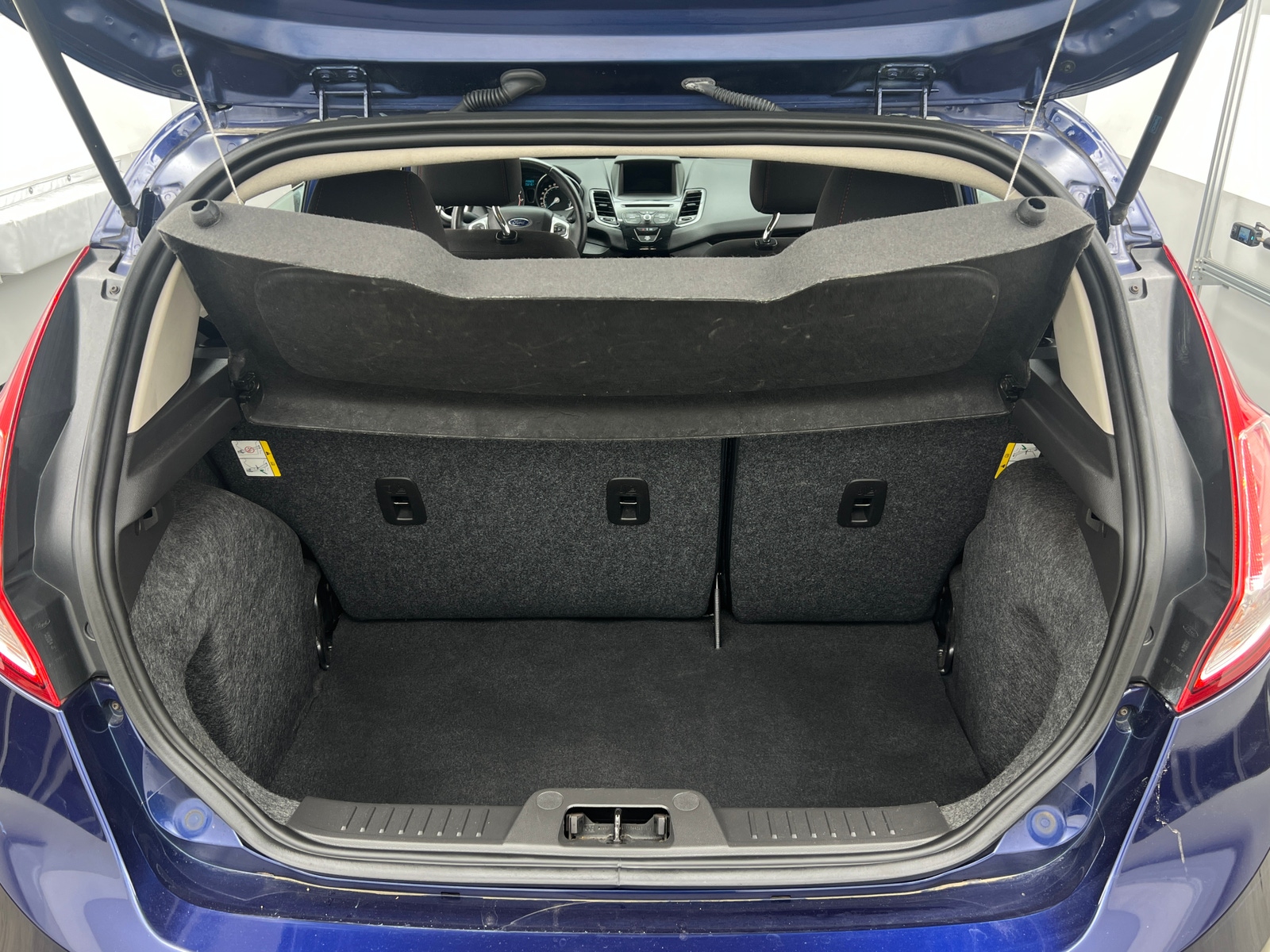 Thumbnail: 2016 Ford Fiesta - 7