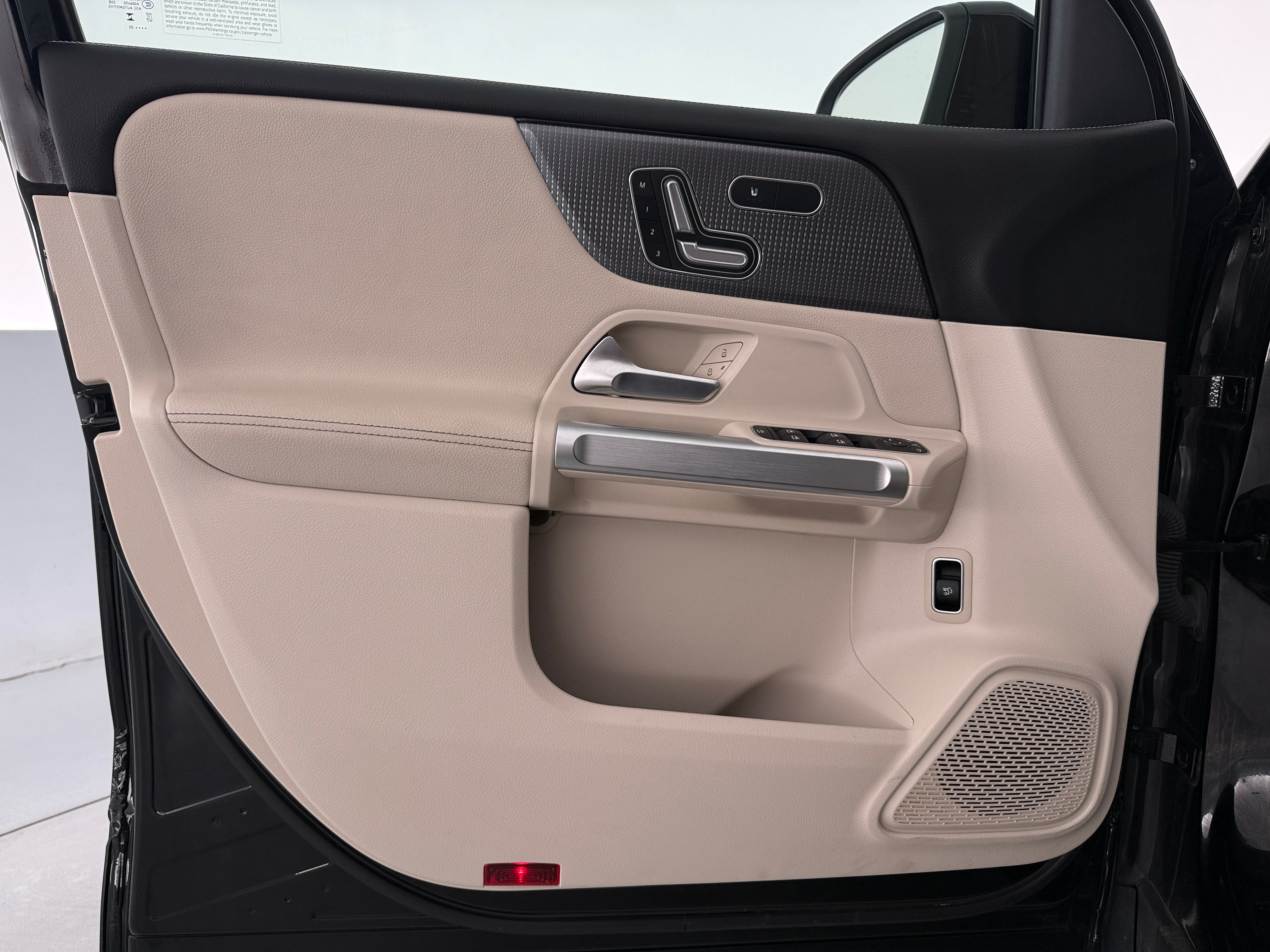 2023 Mercedes-Benz GLB Base - Photo 8