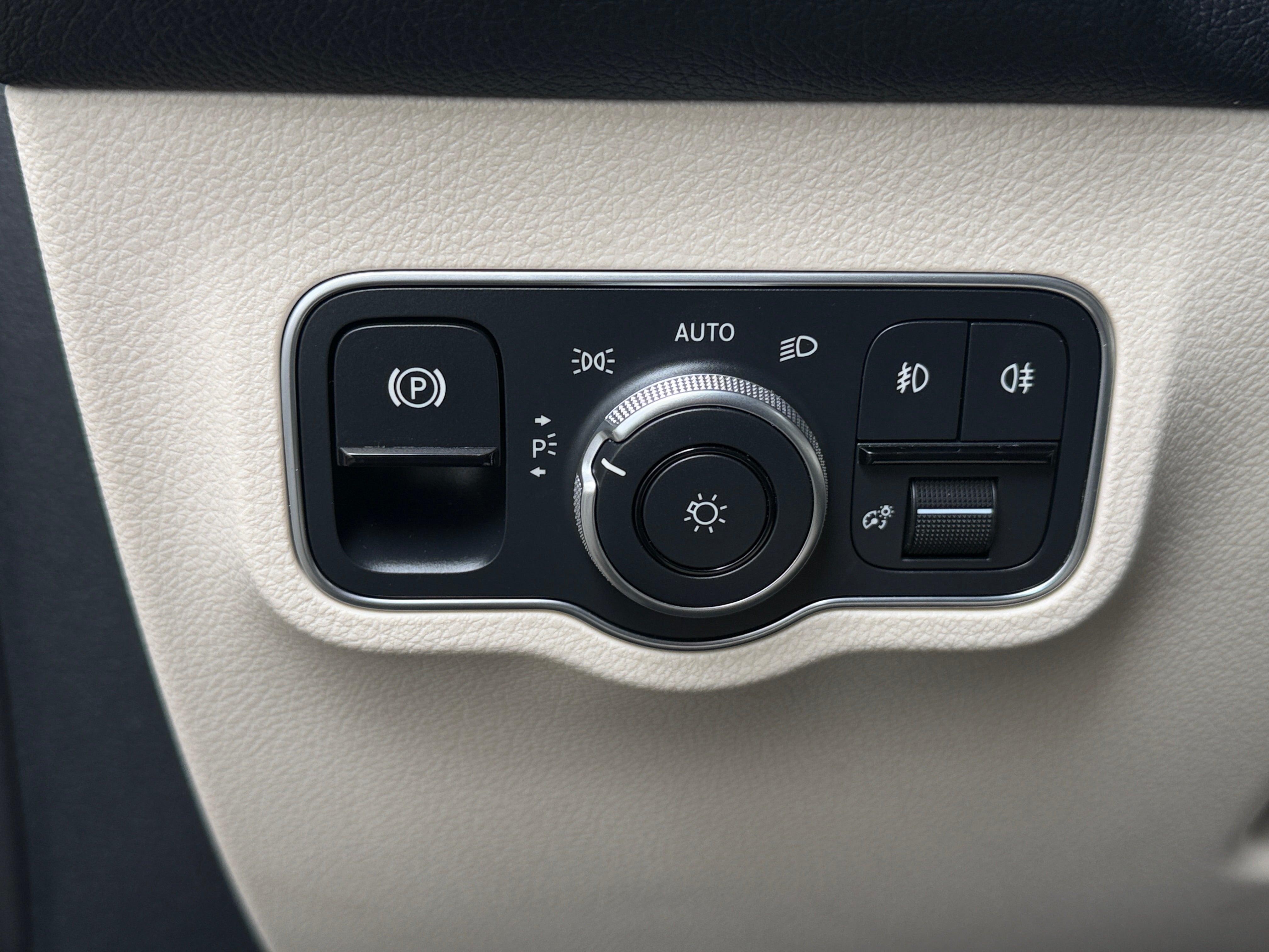 2023 Mercedes-Benz GLB Base - Photo 10