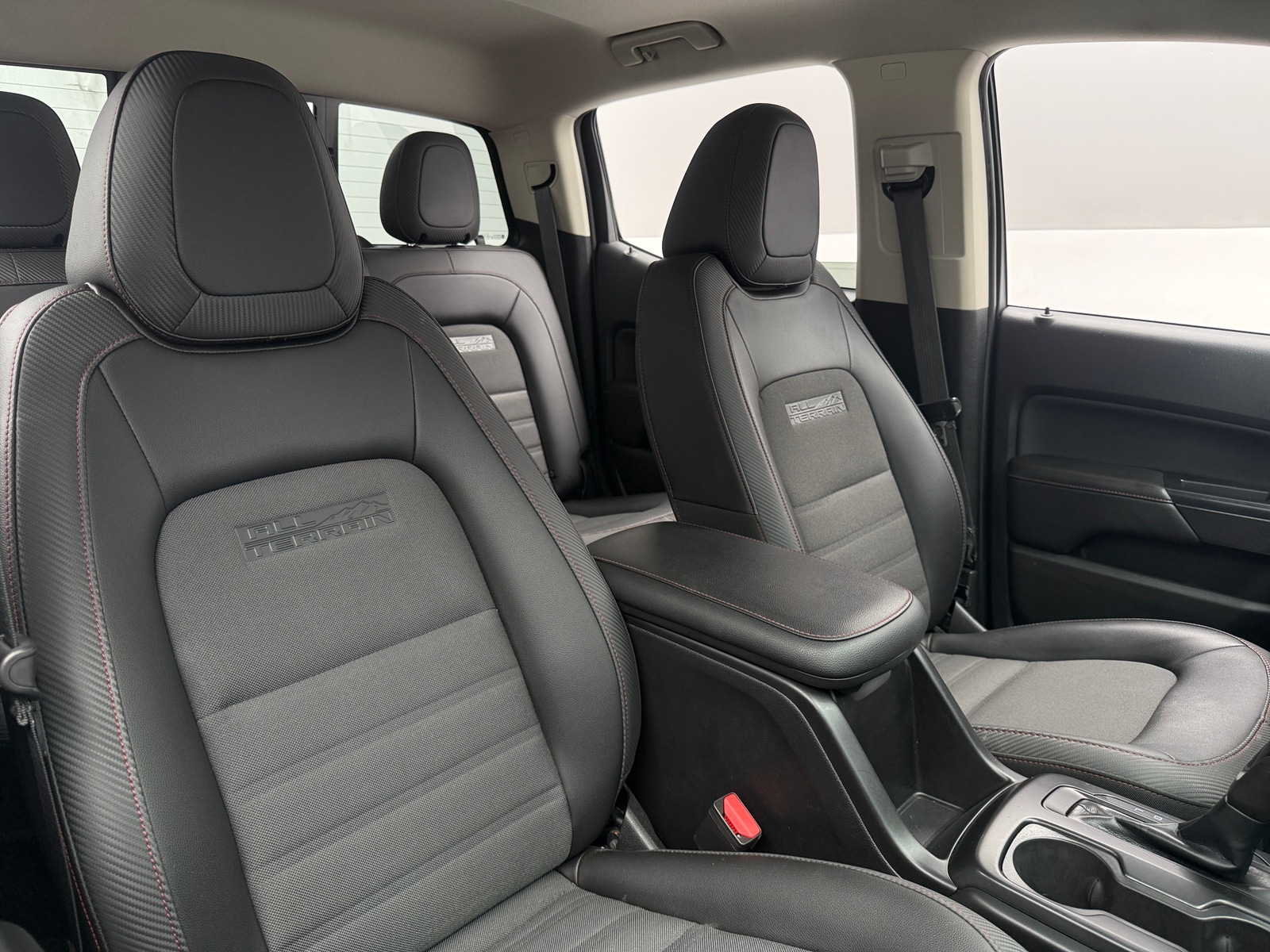 Thumbnail: 2018 GMC Canyon - 2