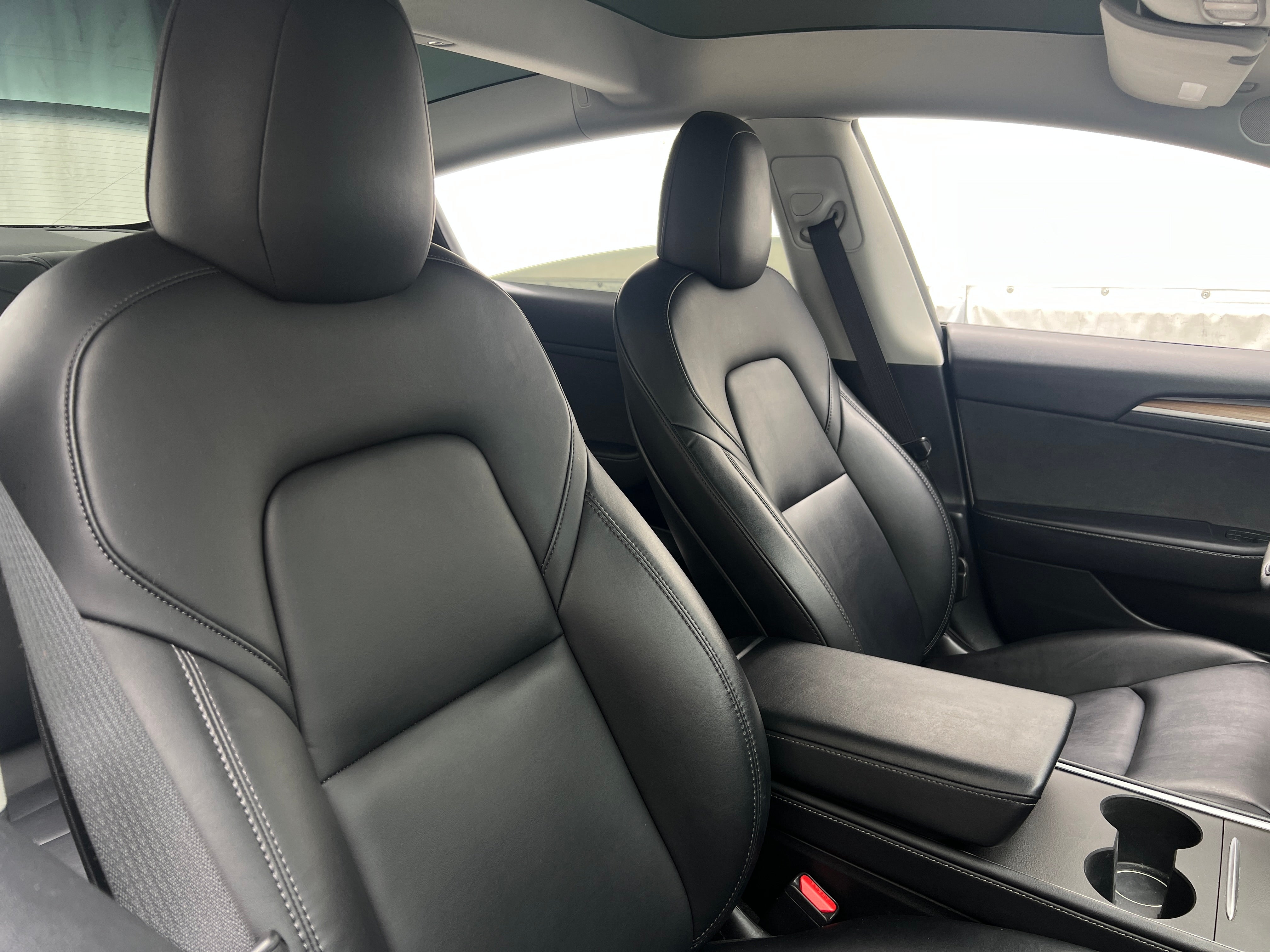 Used 2022 Tesla Model 3 Long Range with VIN 5YJ3E1EB3NF361777 for sale in Oak Creek, WI