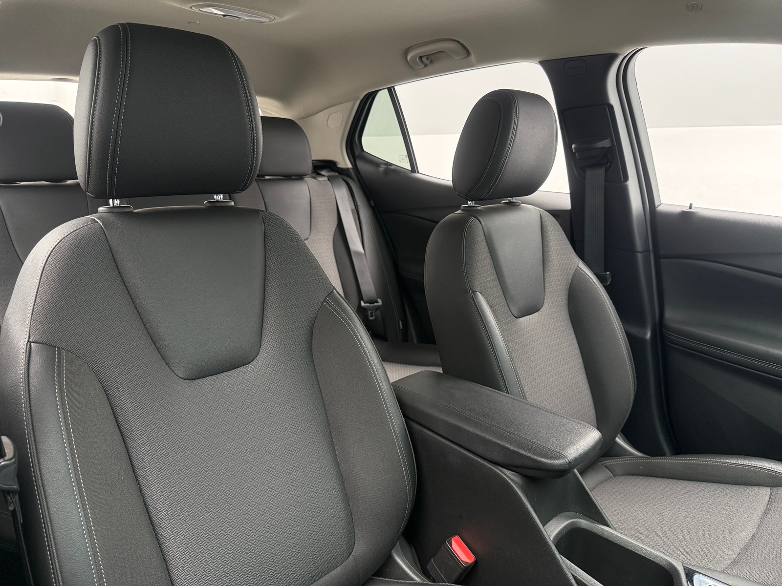 Thumbnail: 2025 Buick Encore GX - 2