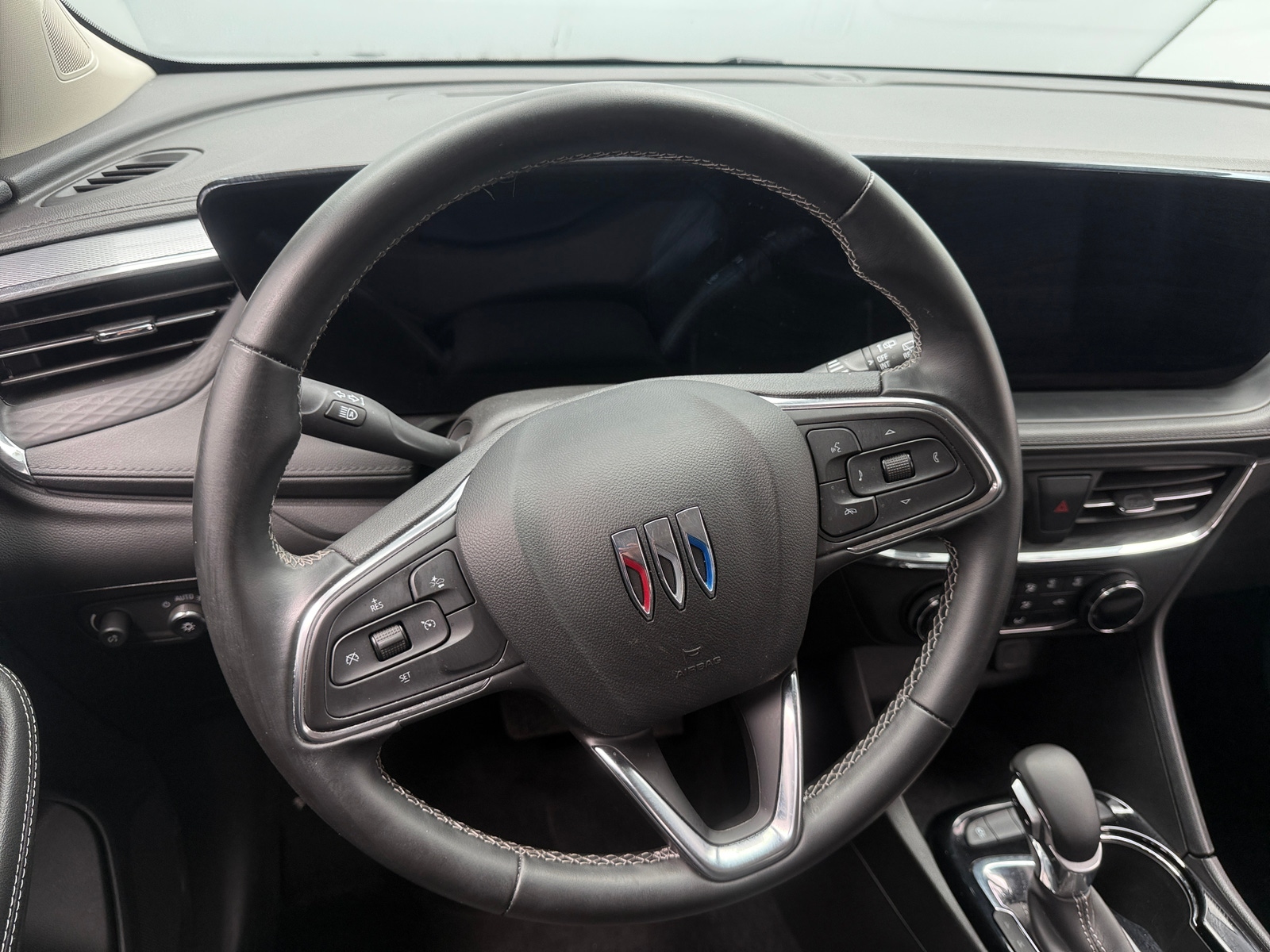 Thumbnail: 2025 Buick Encore GX - 5
