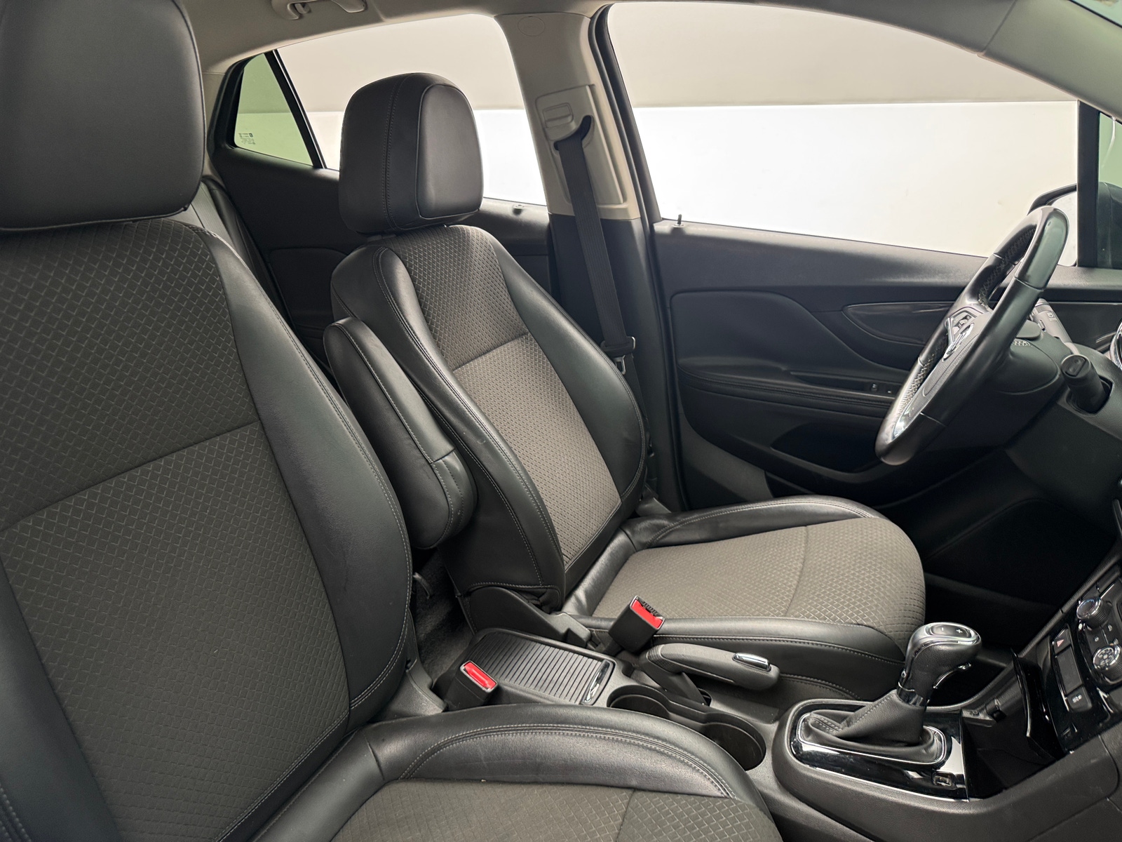 Thumbnail: 2019 Buick Encore - 2