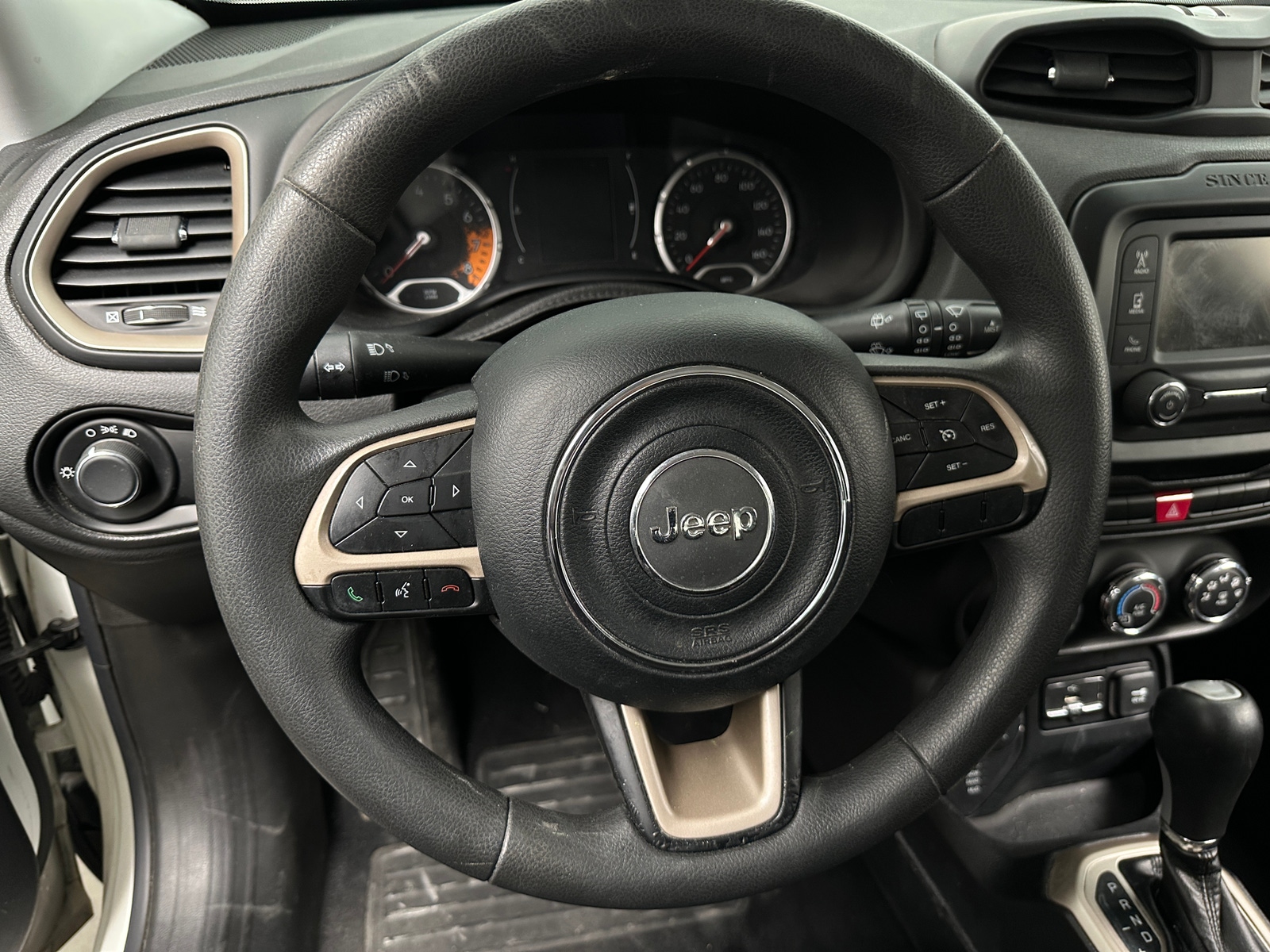 Thumbnail: 2015 Jeep Renegade - 5