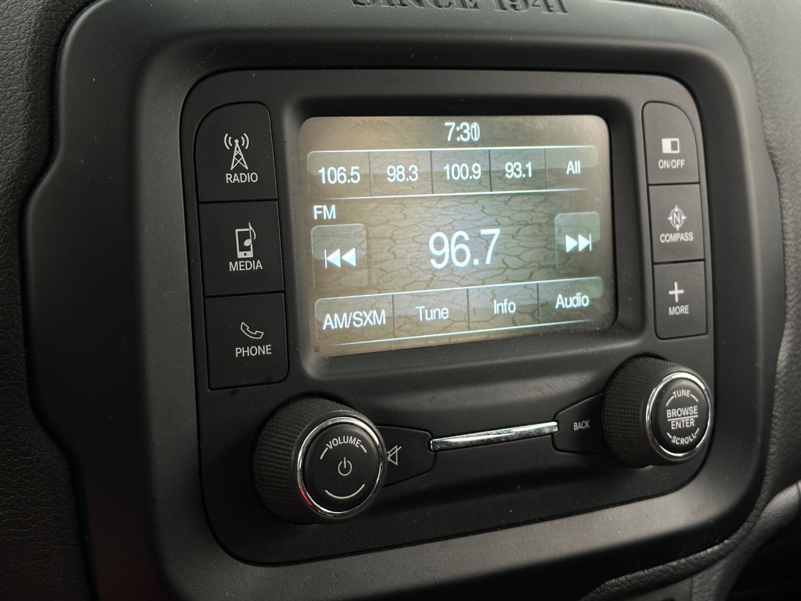 Thumbnail: 2015 Jeep Renegade - 4