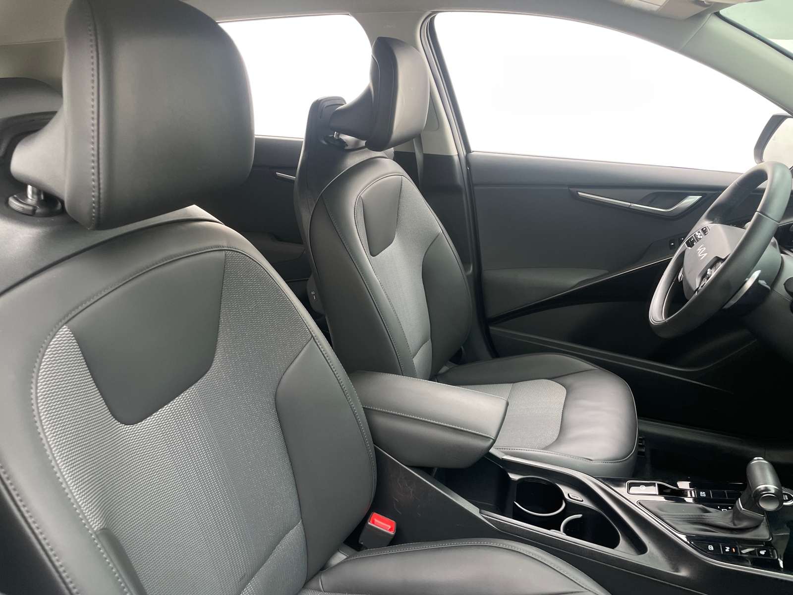 Thumbnail: 2024 Kia Niro - 2