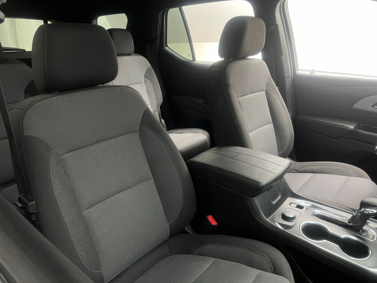 Thumbnail: 2023 Chevrolet Traverse - 2