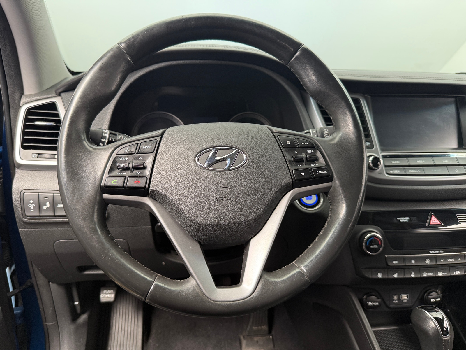 Thumbnail: 2018 Hyundai Tucson - 4